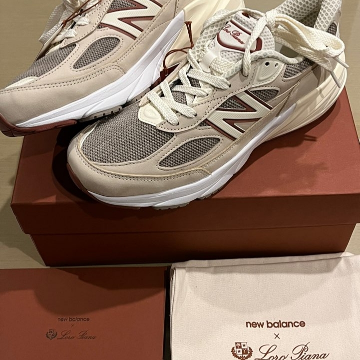 New Balance x Loro Piana 990v6 Made in USA Cream, Nike x Tom Sachs General Purpose Shoe Brown 착용 스타일