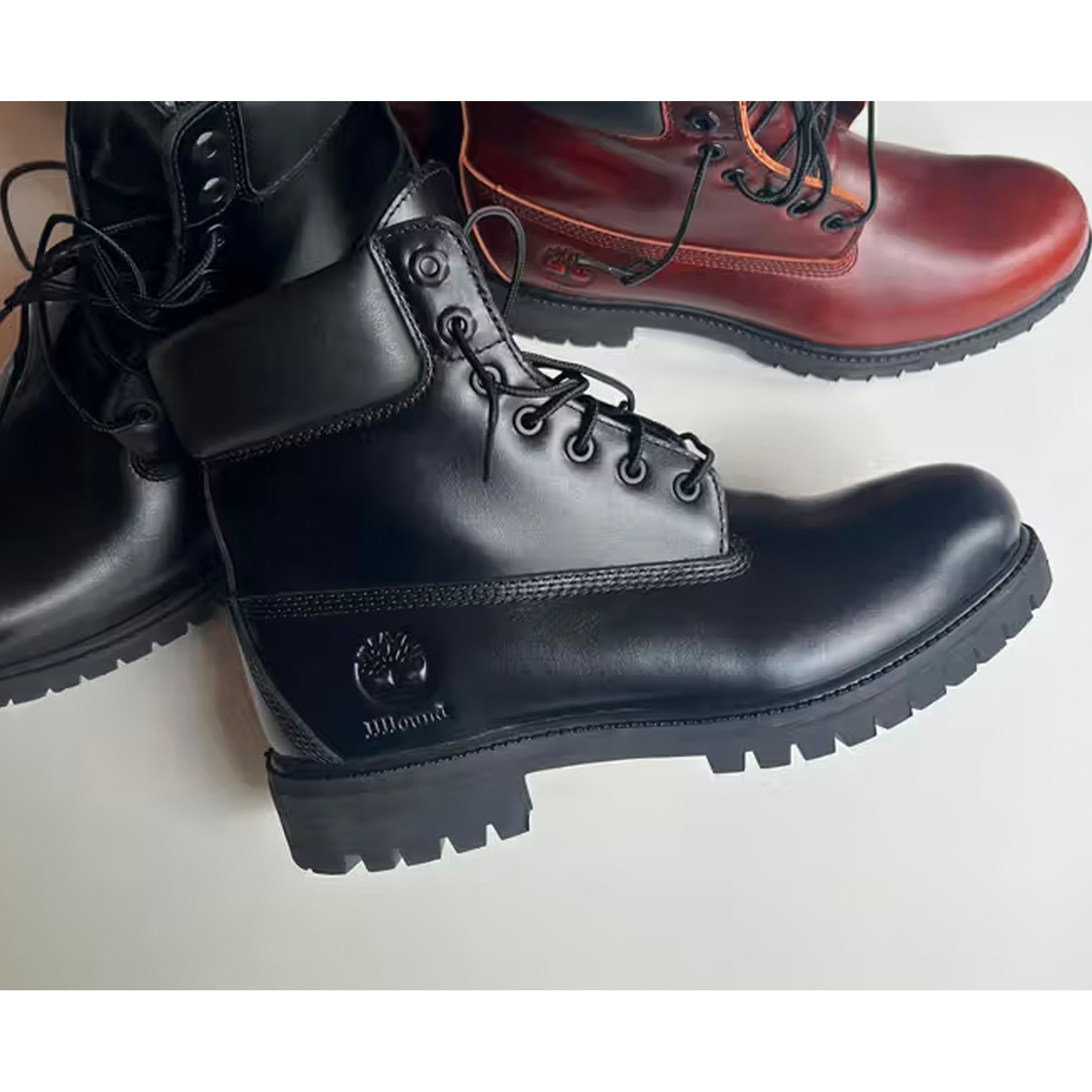Timberland x JJJJound Premium 6 Inch Waterproof Boot Black - Wide, Timberland x JJJJound Premium 6 Inch Waterproof Boot Brown - Wide 착용 스타일 - 2