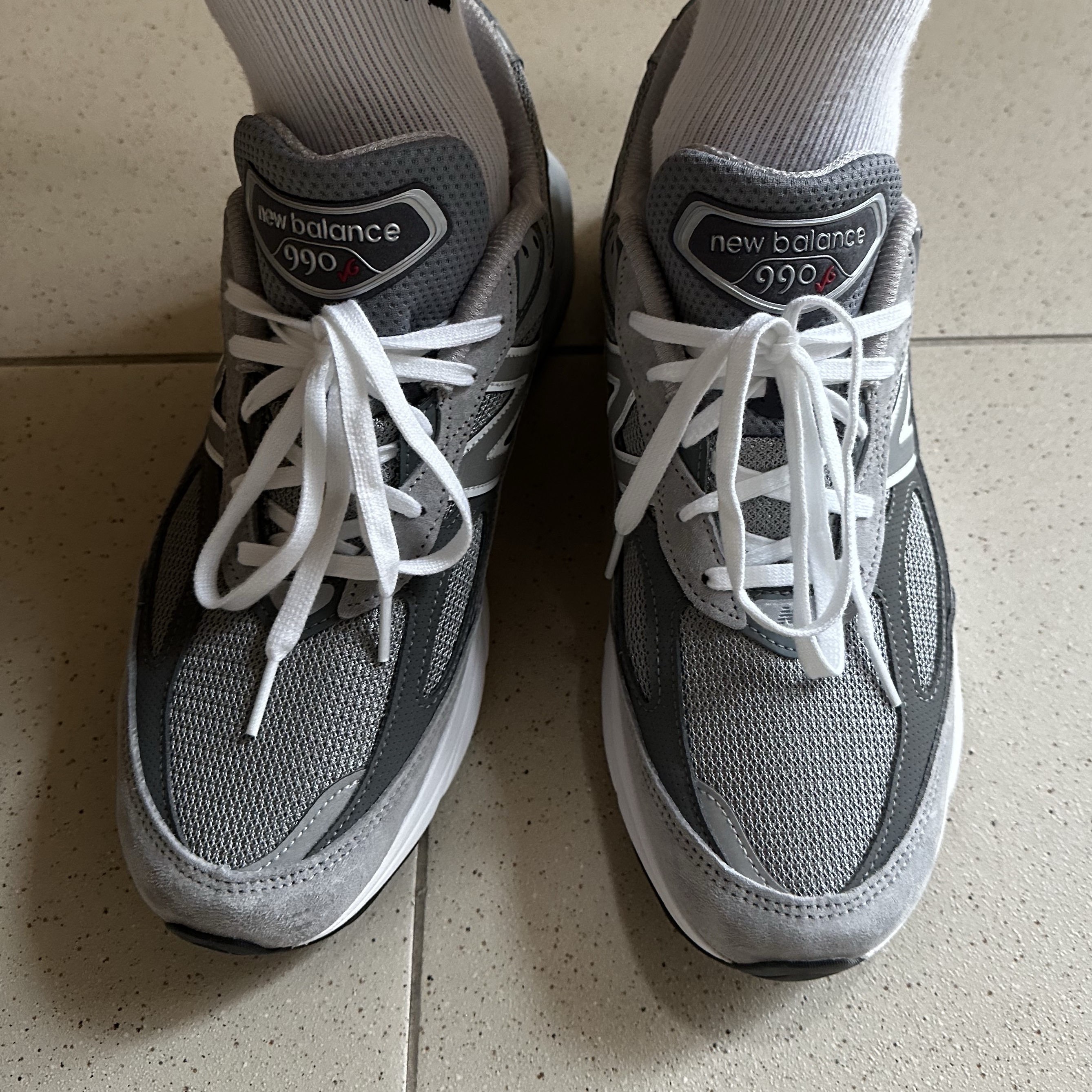 New Balance 990v6 Made in USA Grey - D Standard 착용 스타일