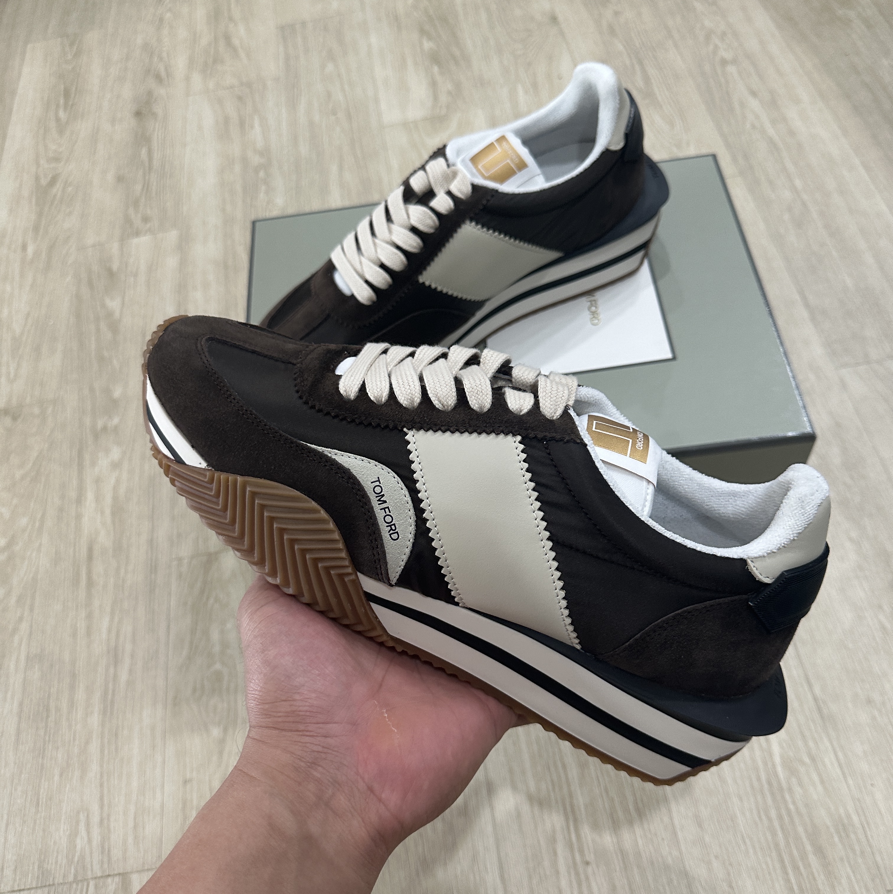 Tom Ford Suede Technical Fabric James Sneaker Ebony Ivory Cream 착용 스타일
