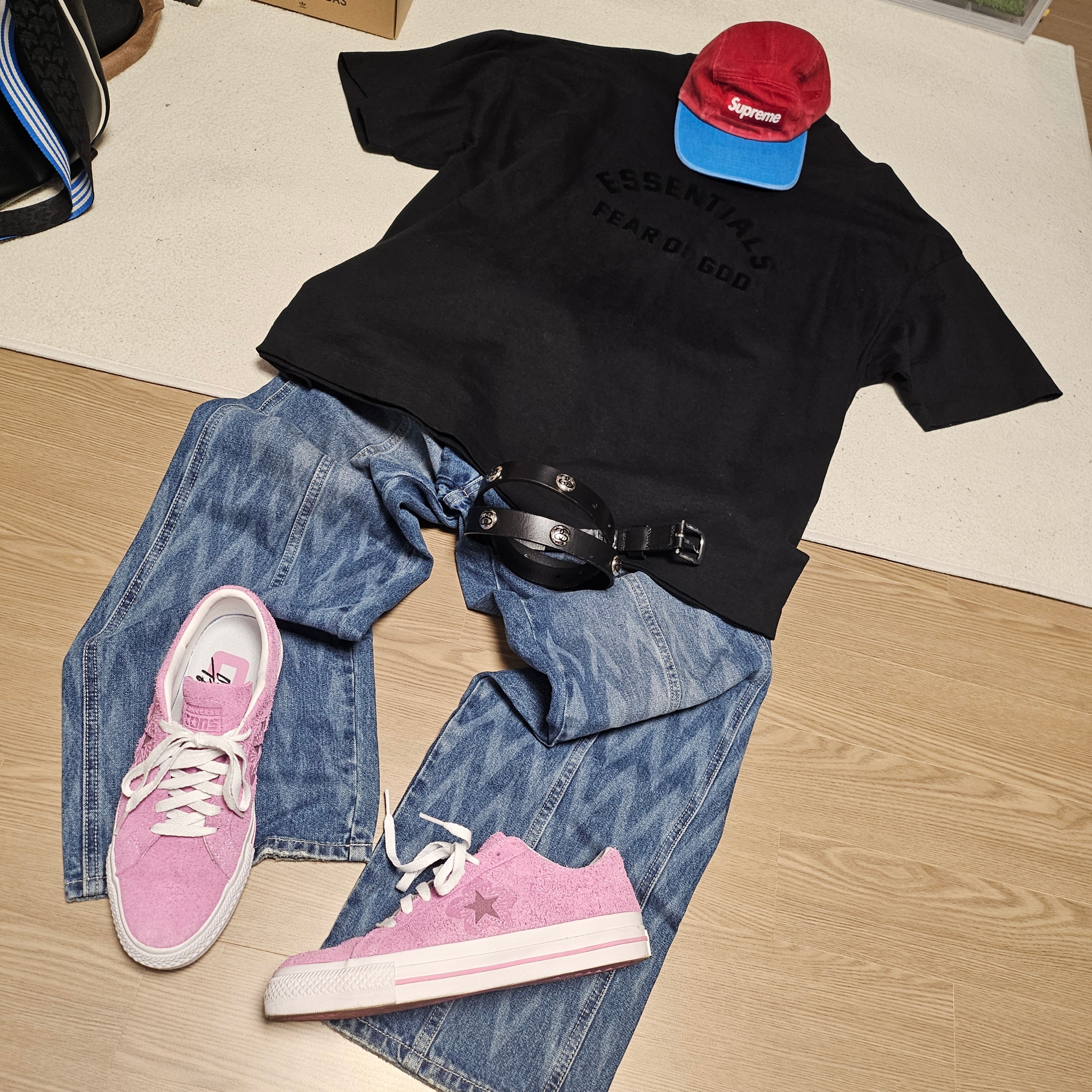 Stussy SS Link Studded Belt Black, Supreme Pigment 2-Tone Camp Cap Red - 24SS 착용 스타일 - 2