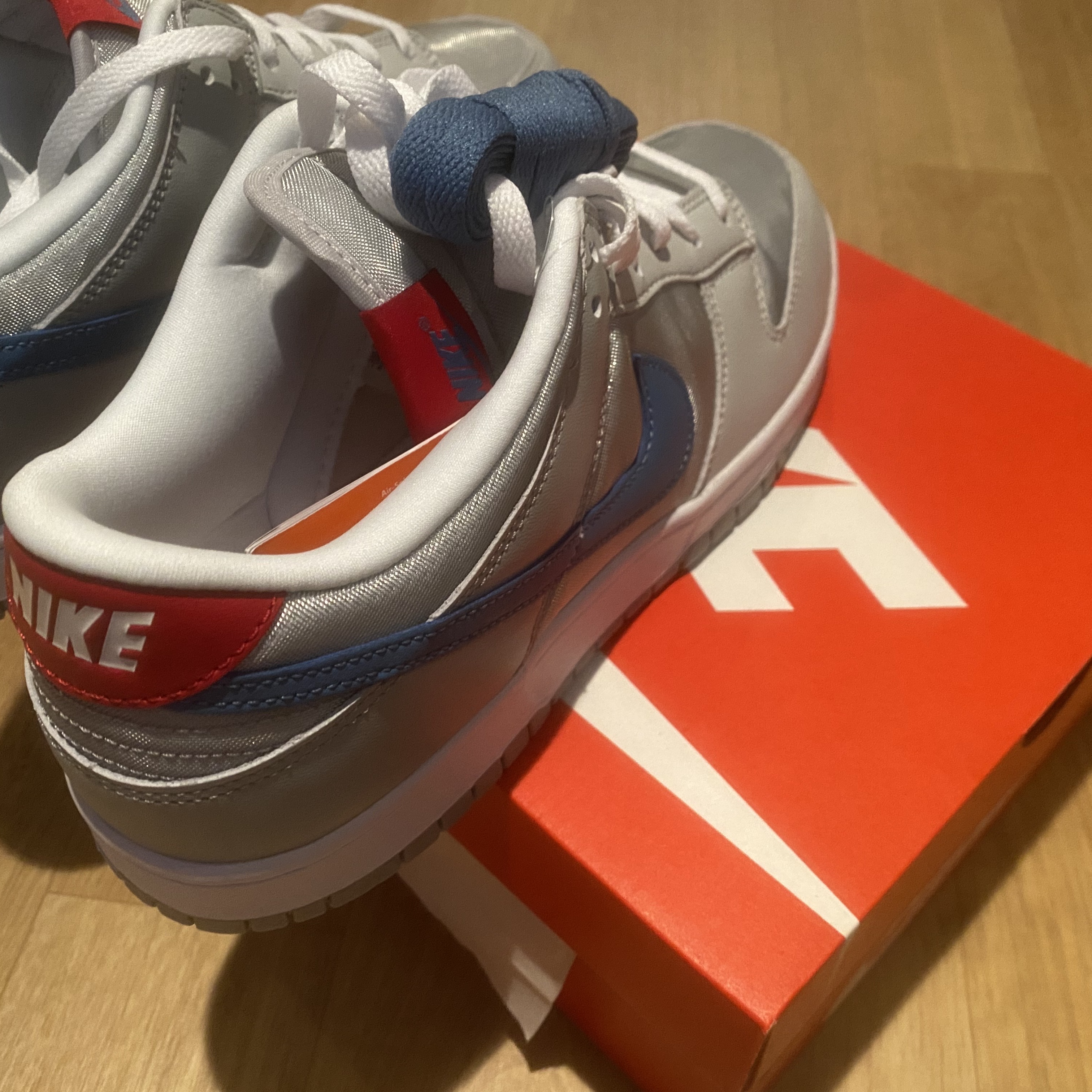 Nike Dunk Low Silver Blue 착용 스타일 - 4