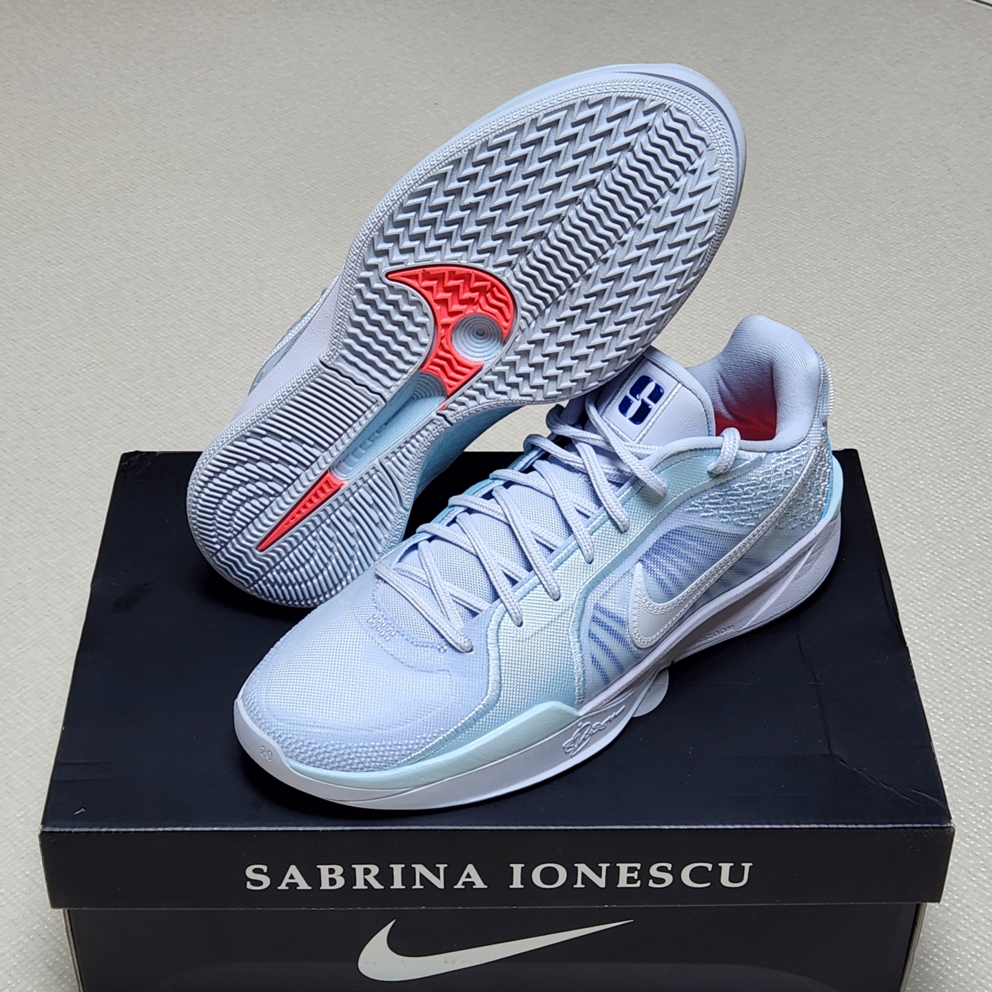 Nike Sabrina 2 EP Conductor 착용 스타일 - 2