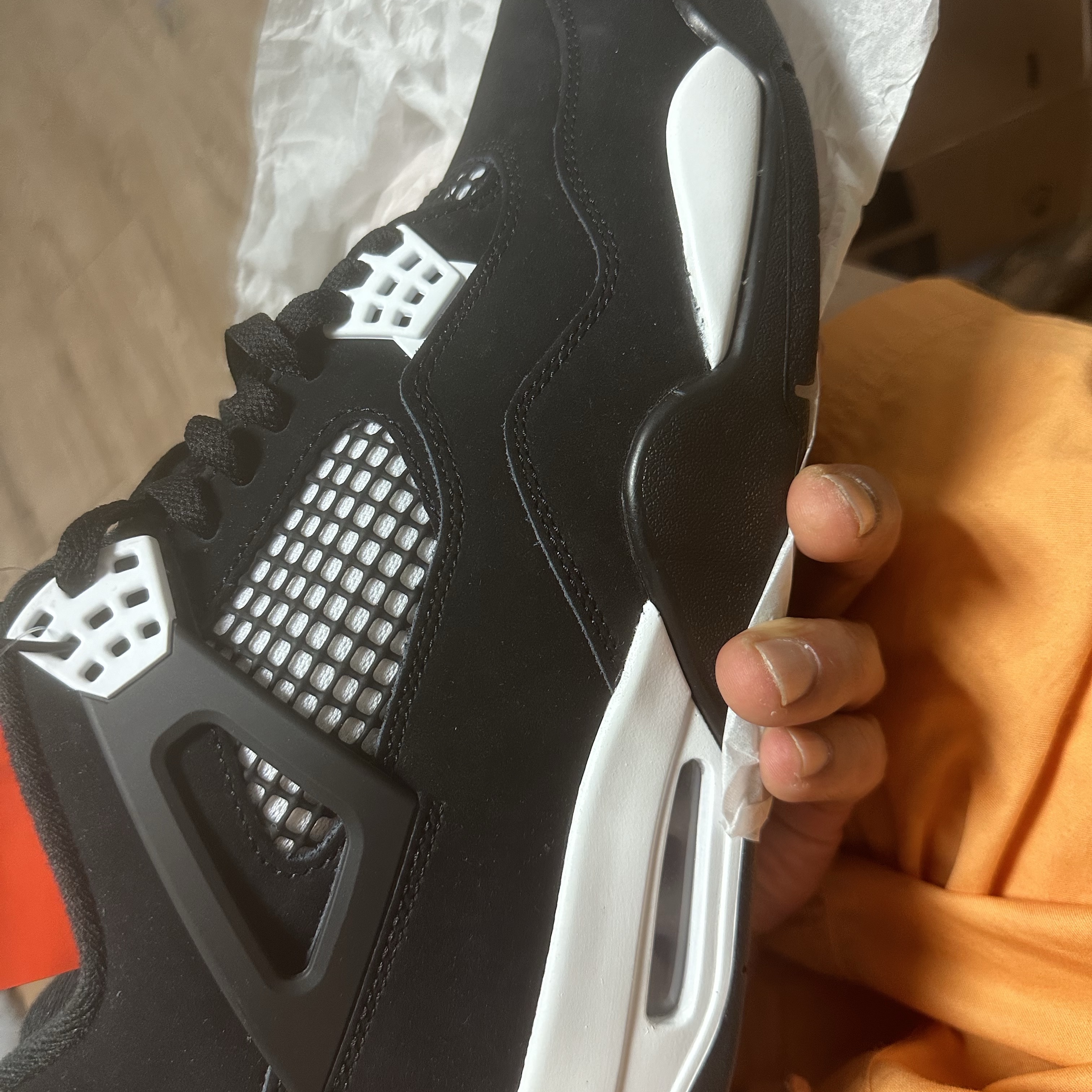 Jordan 4 Retro White Thunder 착용 스타일 - 4