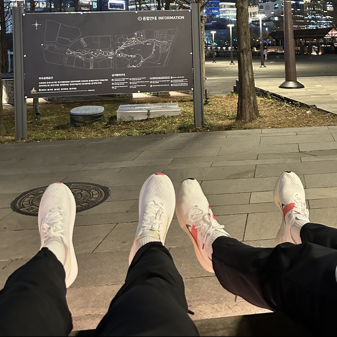 Nike ZoomX Vaporfly Next% 3 Eliud Kipchoge 착용 스타일