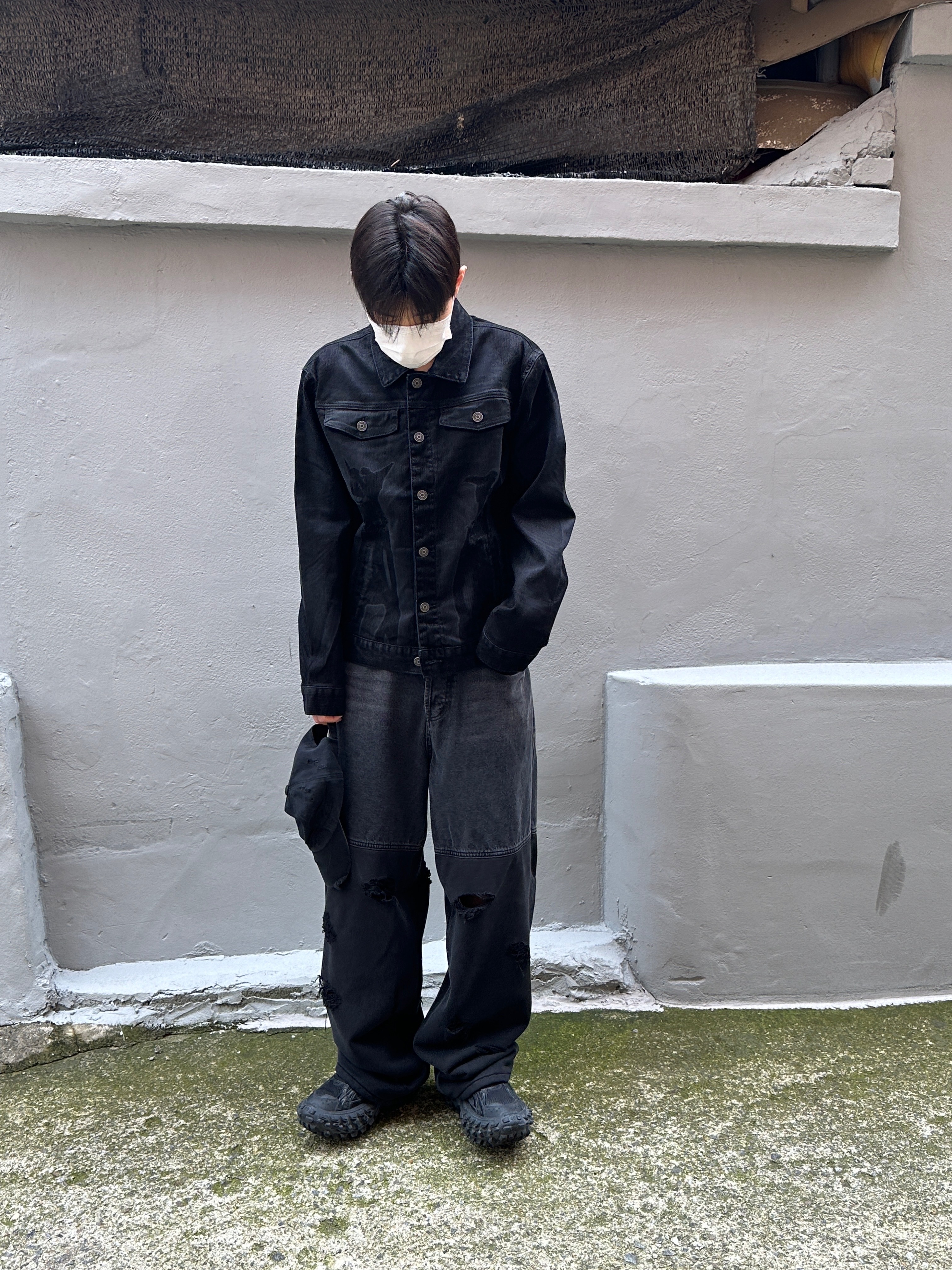 Balenciaga Defender Sneakers Black, Undermycar Dival Real Divided Damage Washed Pants Inkwell - 23FW 착용 스타일 - 2