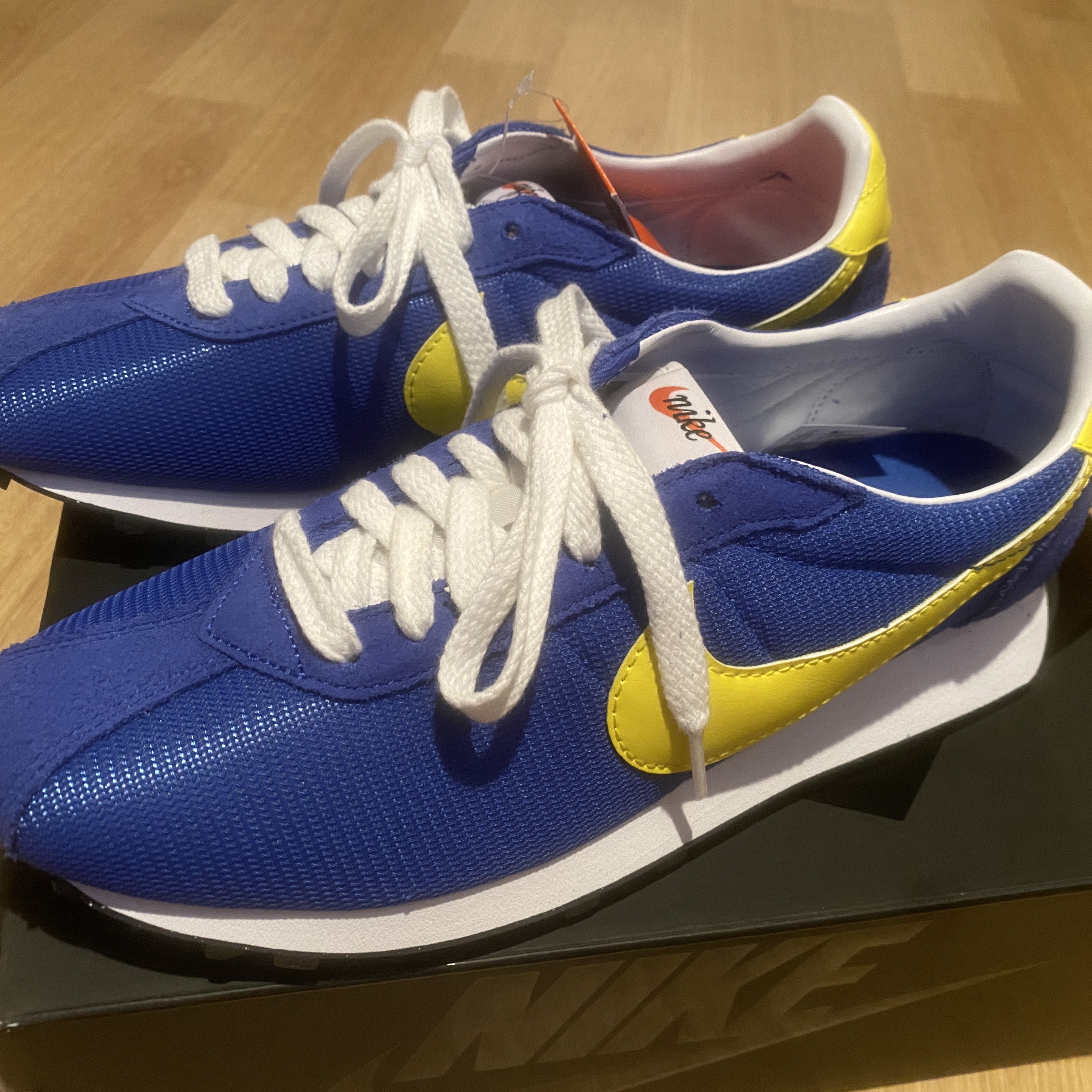 Nike LD-1000 SP Game Royal and Opti Yellow 착용 스타일 - 2
