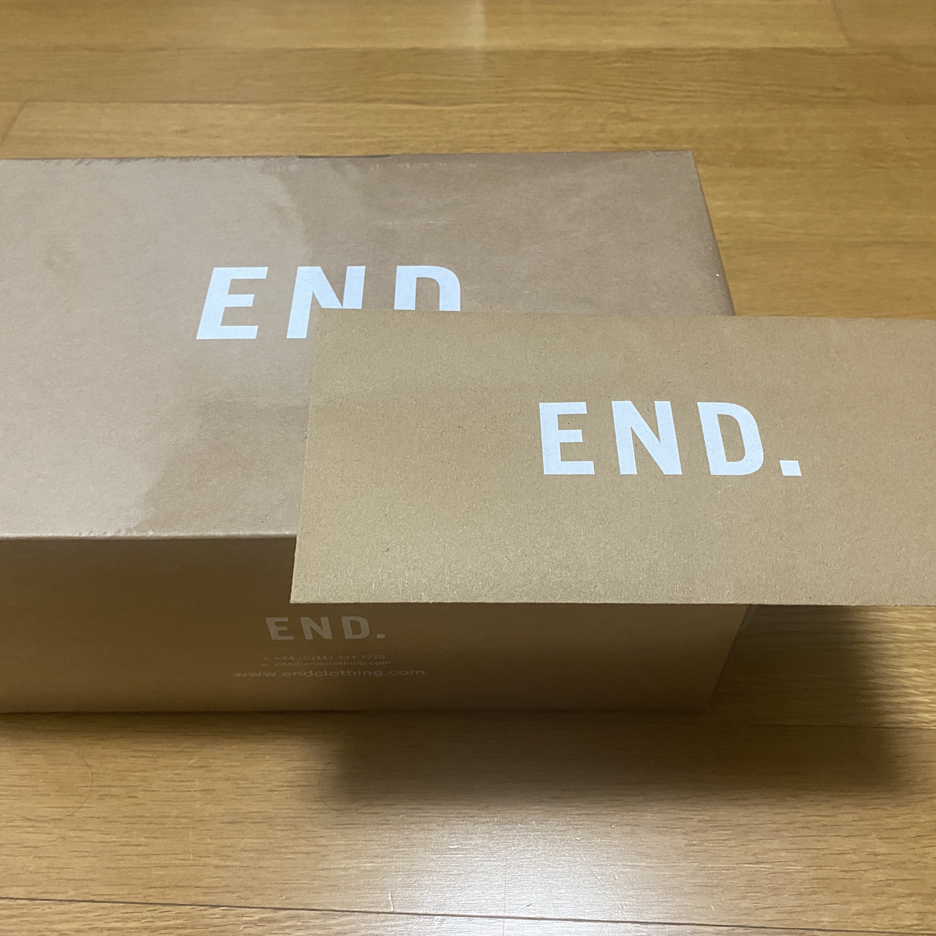 Bearbrick x END. Carrera 100% & 400% Set 착용 스타일