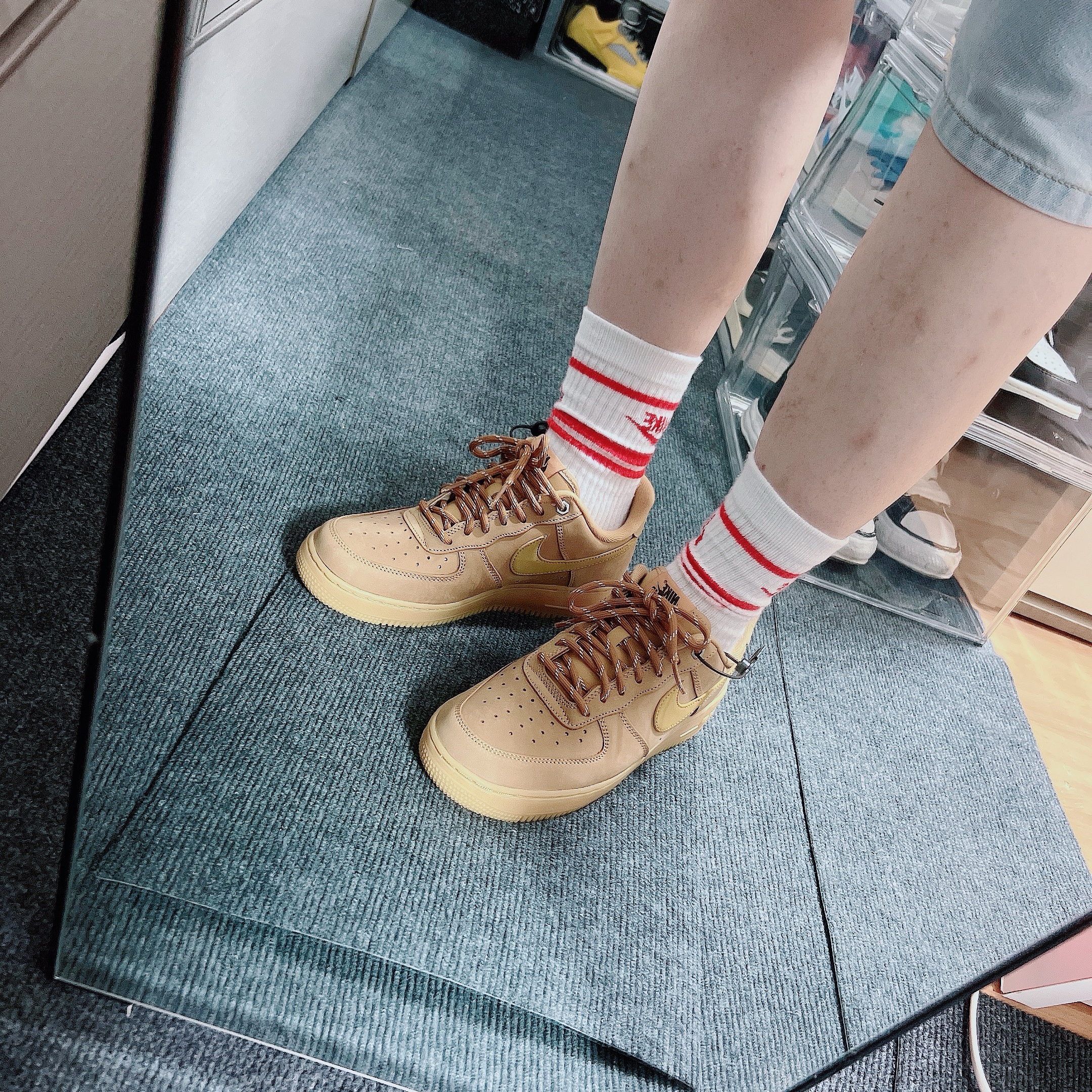 Nike Air Force 1 '07 WB Flax 착용 스타일 - 2