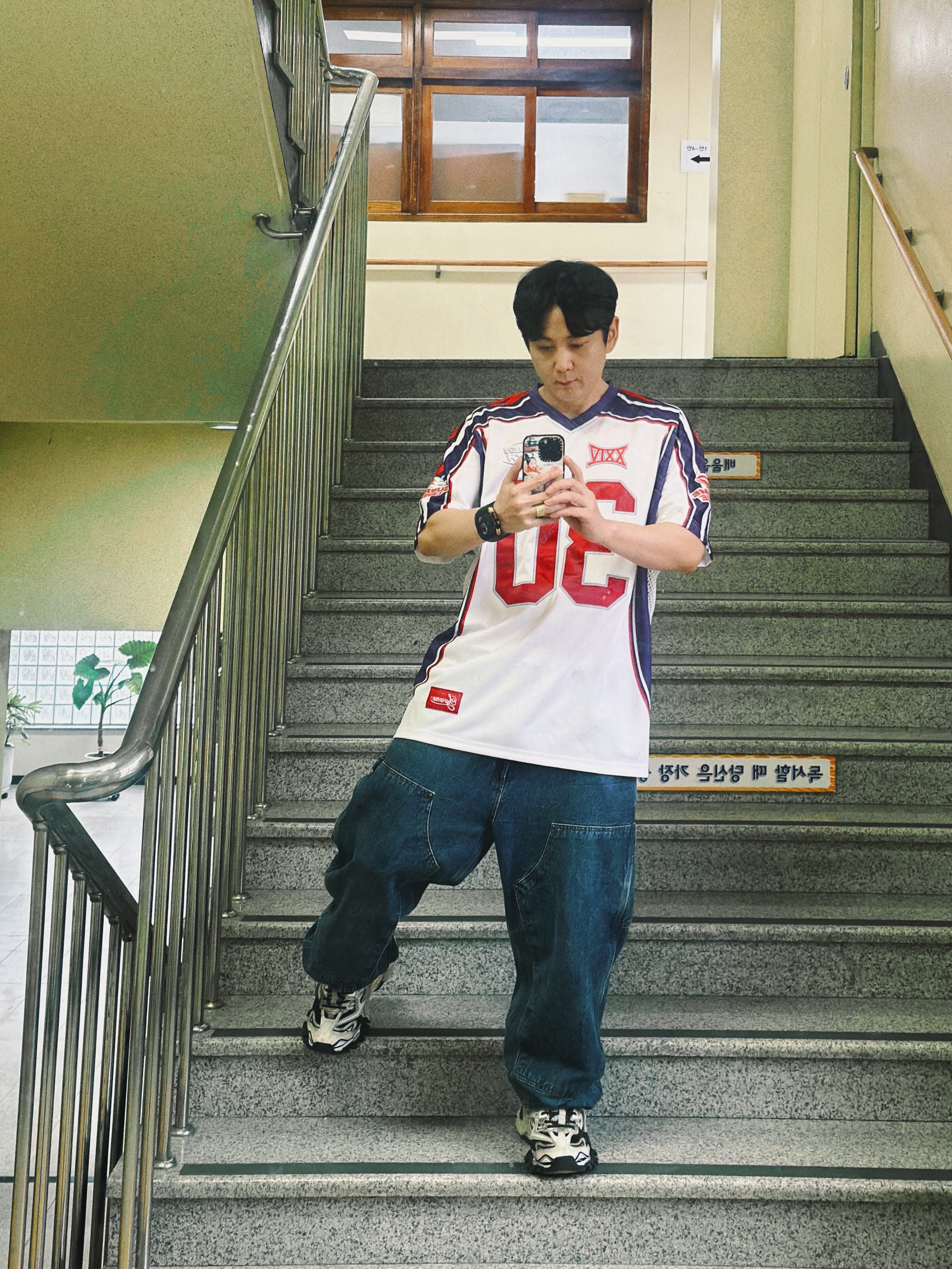 Supreme Hanes Boxer Briefs White (4 Pack), Supreme Sudden Death Football Jersey White - 24SS 착용 스타일