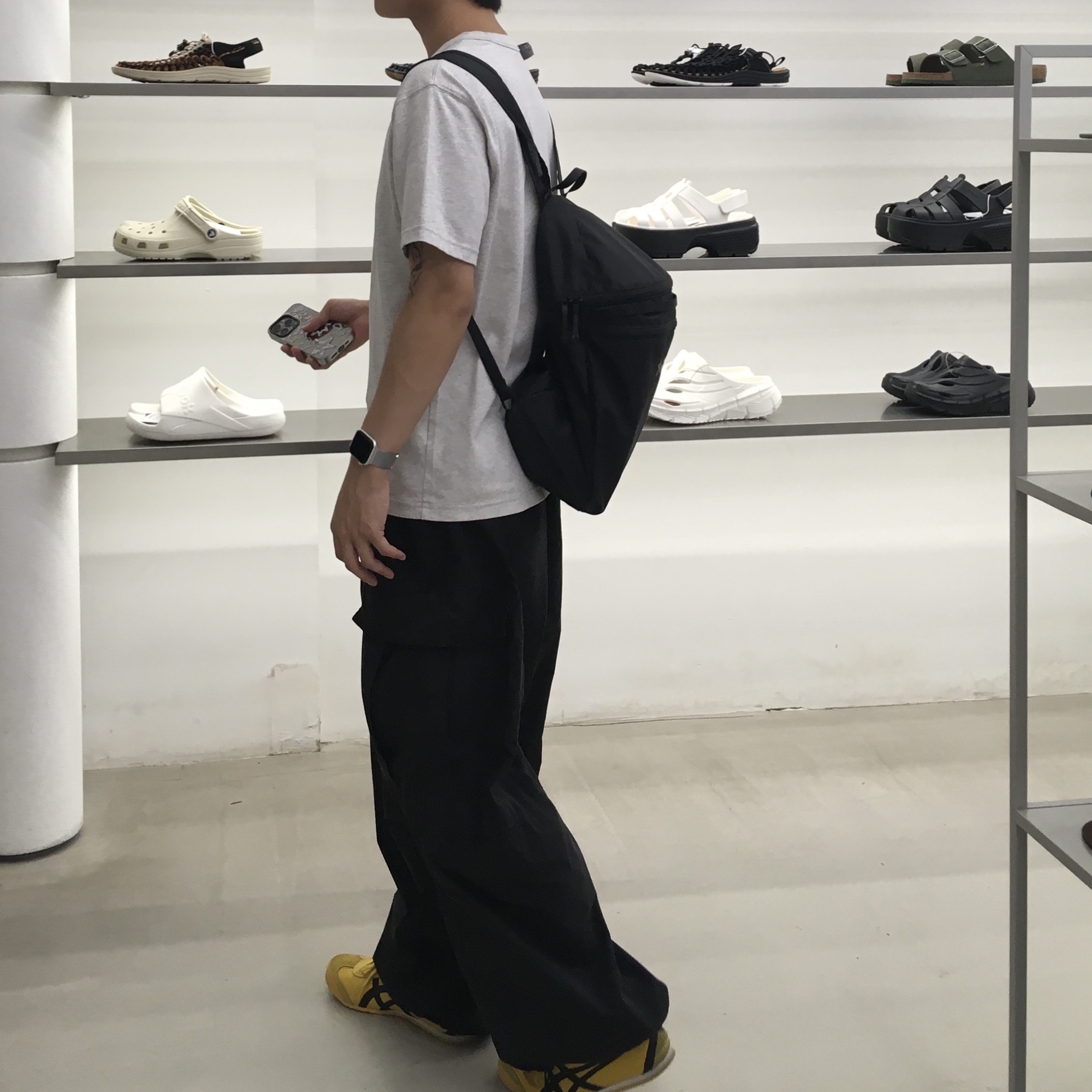 Arc'teryx Heliad 15 Backpack Black 착용 스타일