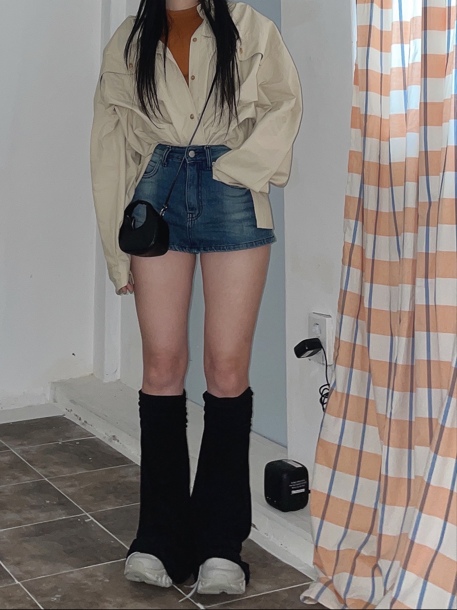 (W) On Running x Post Archive Faction (Paf) Cloudmonster 2 Moondust Chalk, STUDIOTABLE Crepe Mini Bag Black 착용 스타일 - 1