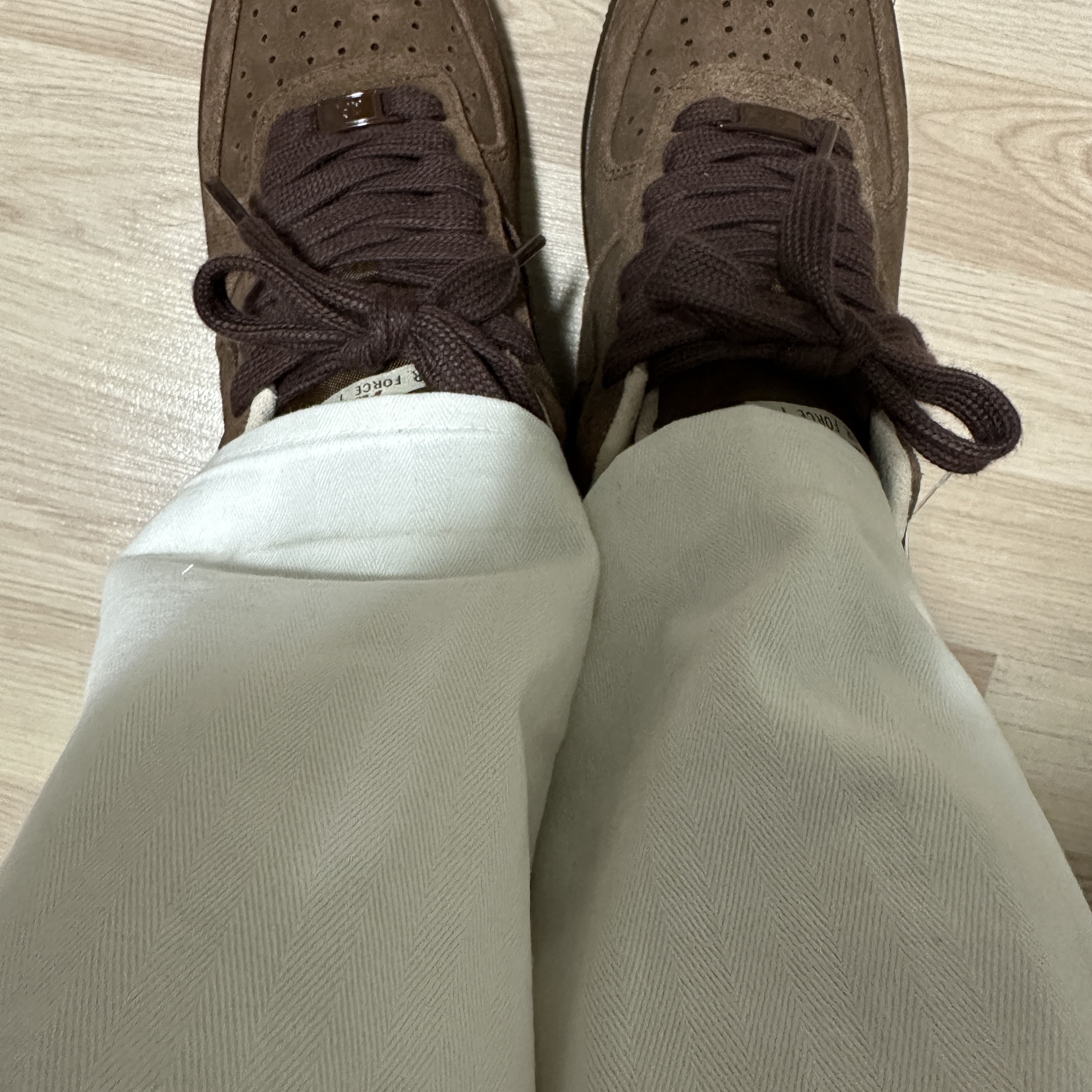 (W) Nike Air Force 1 '07 Cacao Wow 착용 스타일 - 3
