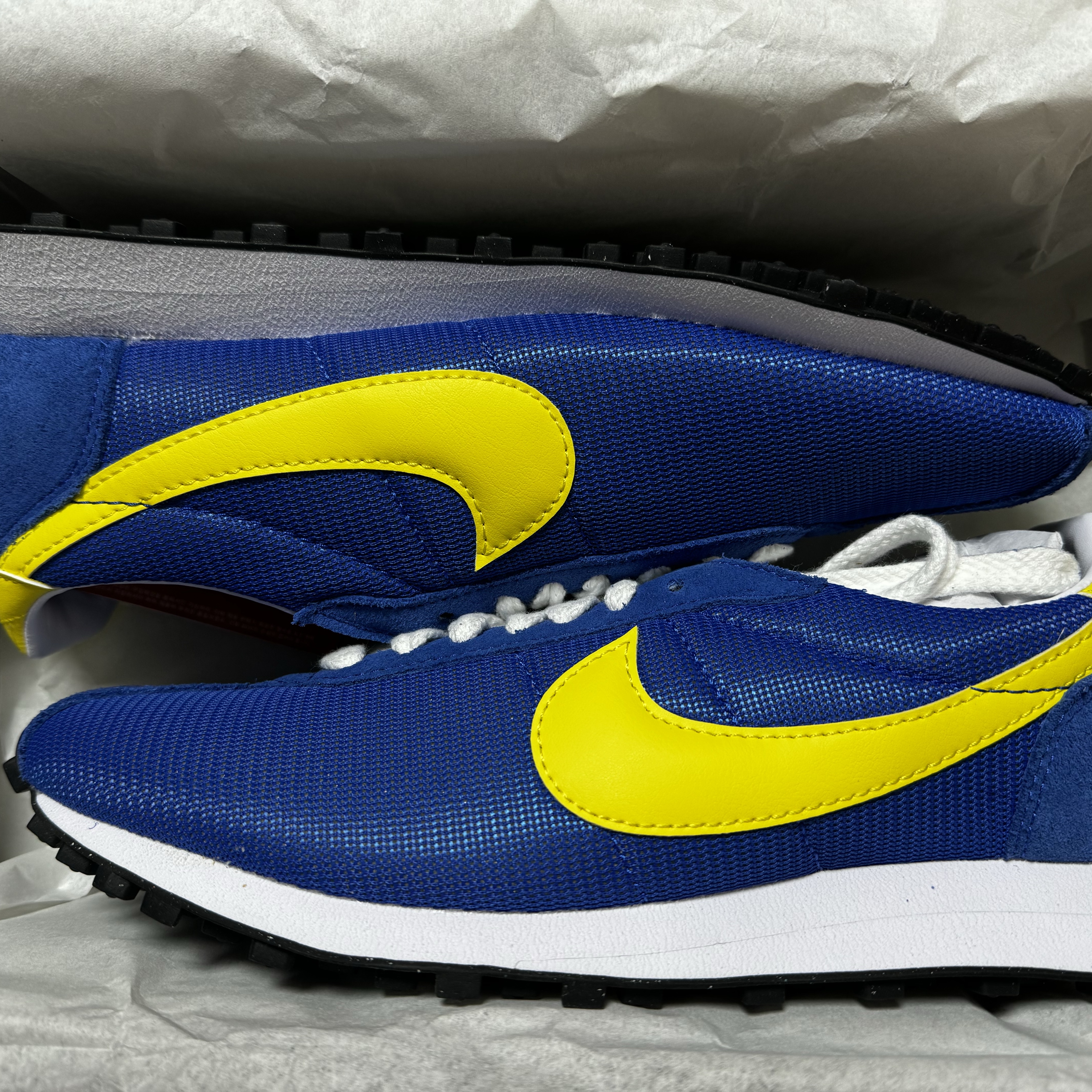 Nike LD-1000 SP Game Royal and Opti Yellow 착용 스타일 - 2