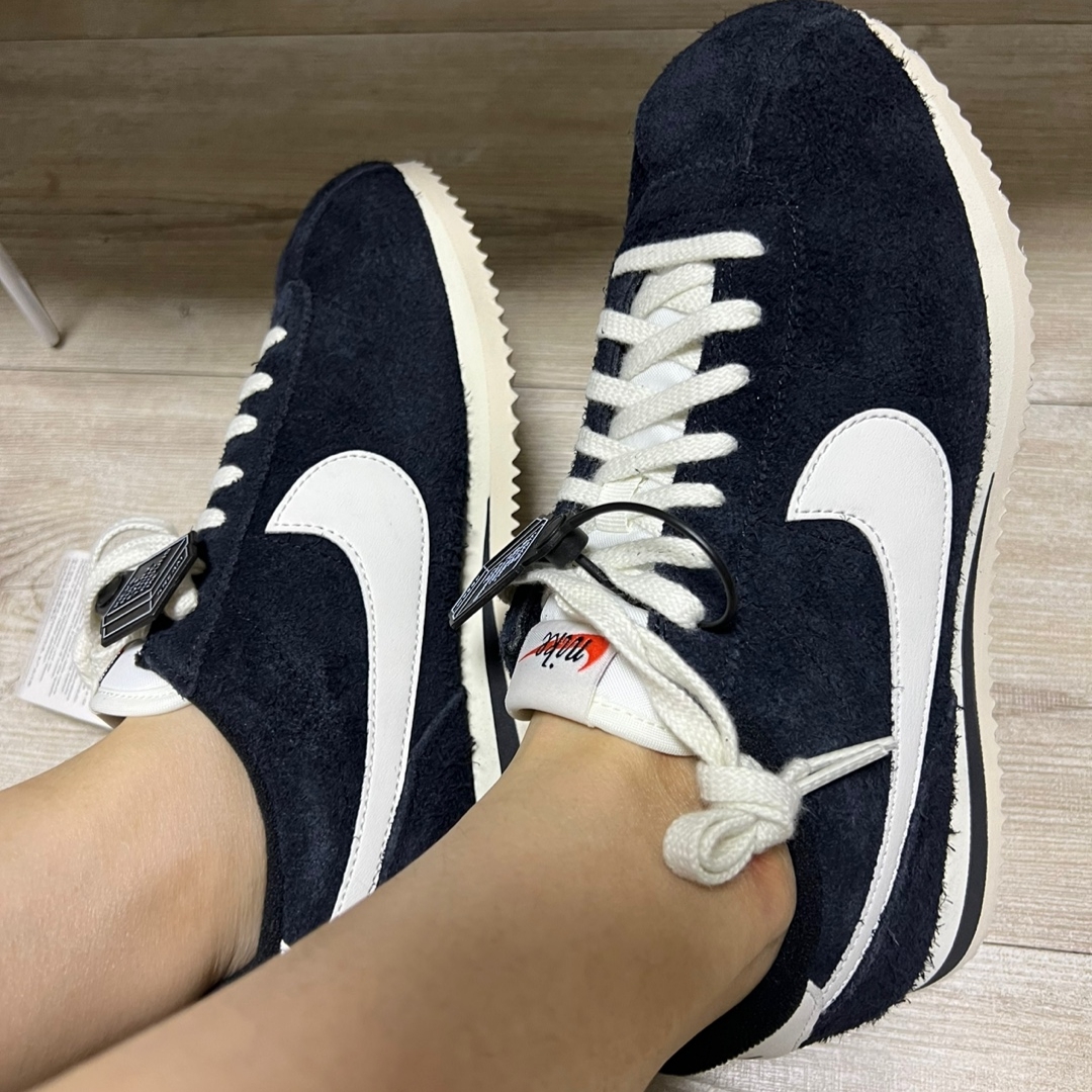 (W) Nike Cortez Vintage Black Sail 착용 스타일 - 1