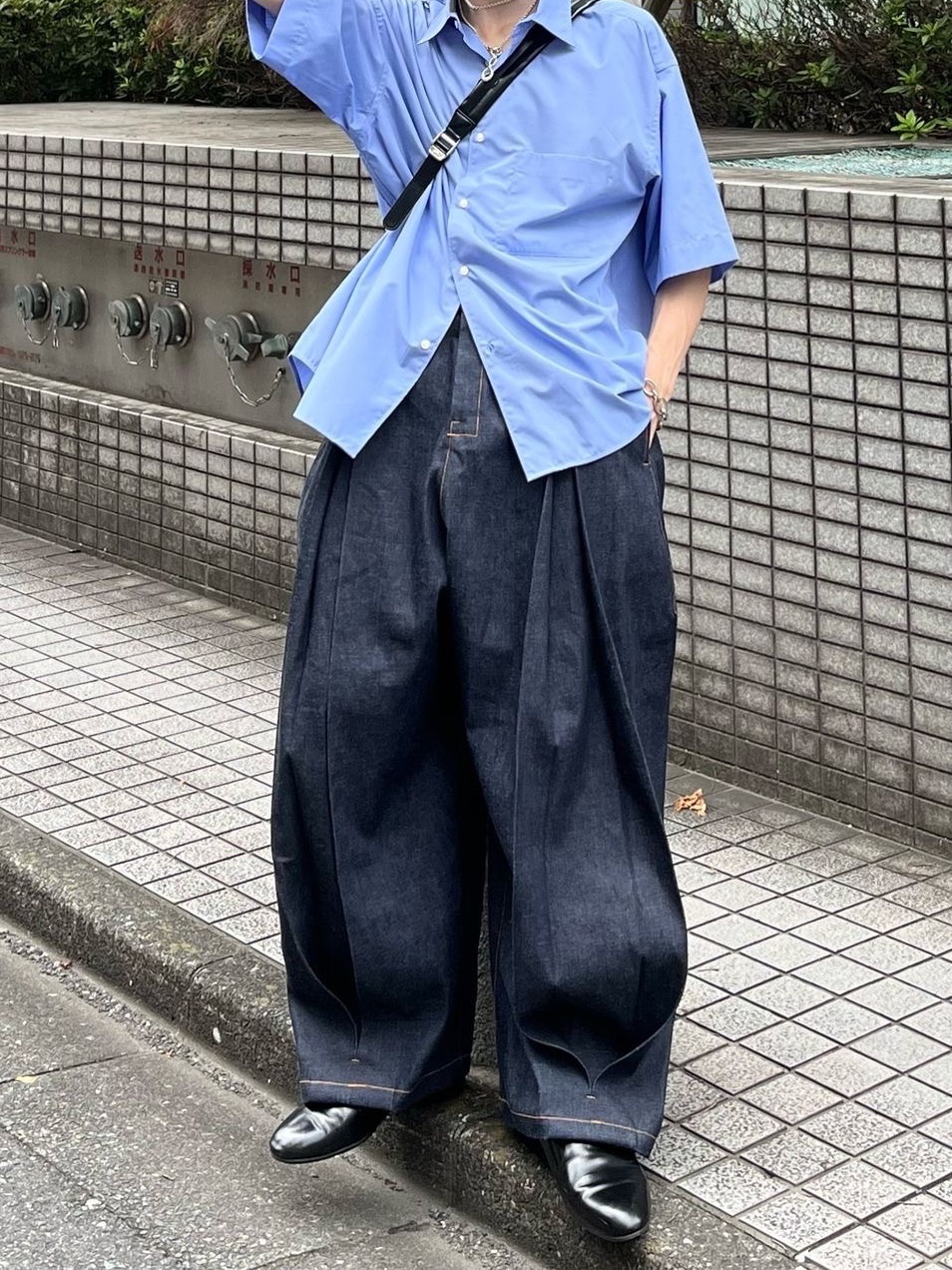 Sage Nation Box Pleat Trouser Denim Raw Denim - 24FW 착용 스타일 - 2