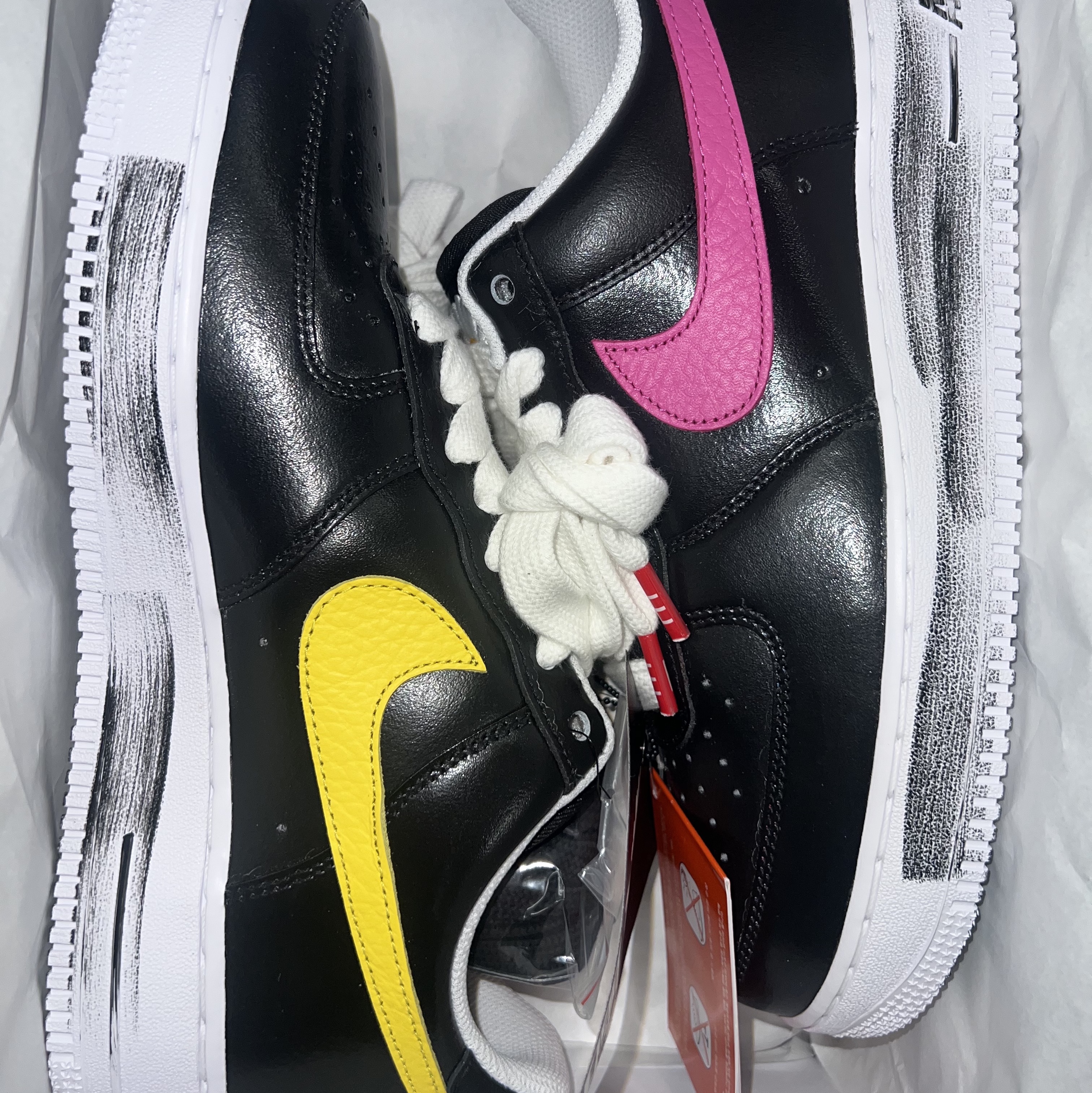 Nike x Peaceminusone Air Force 1 Low Para-Noise 3.0 Black and Multicolor 착용 스타일 - 2