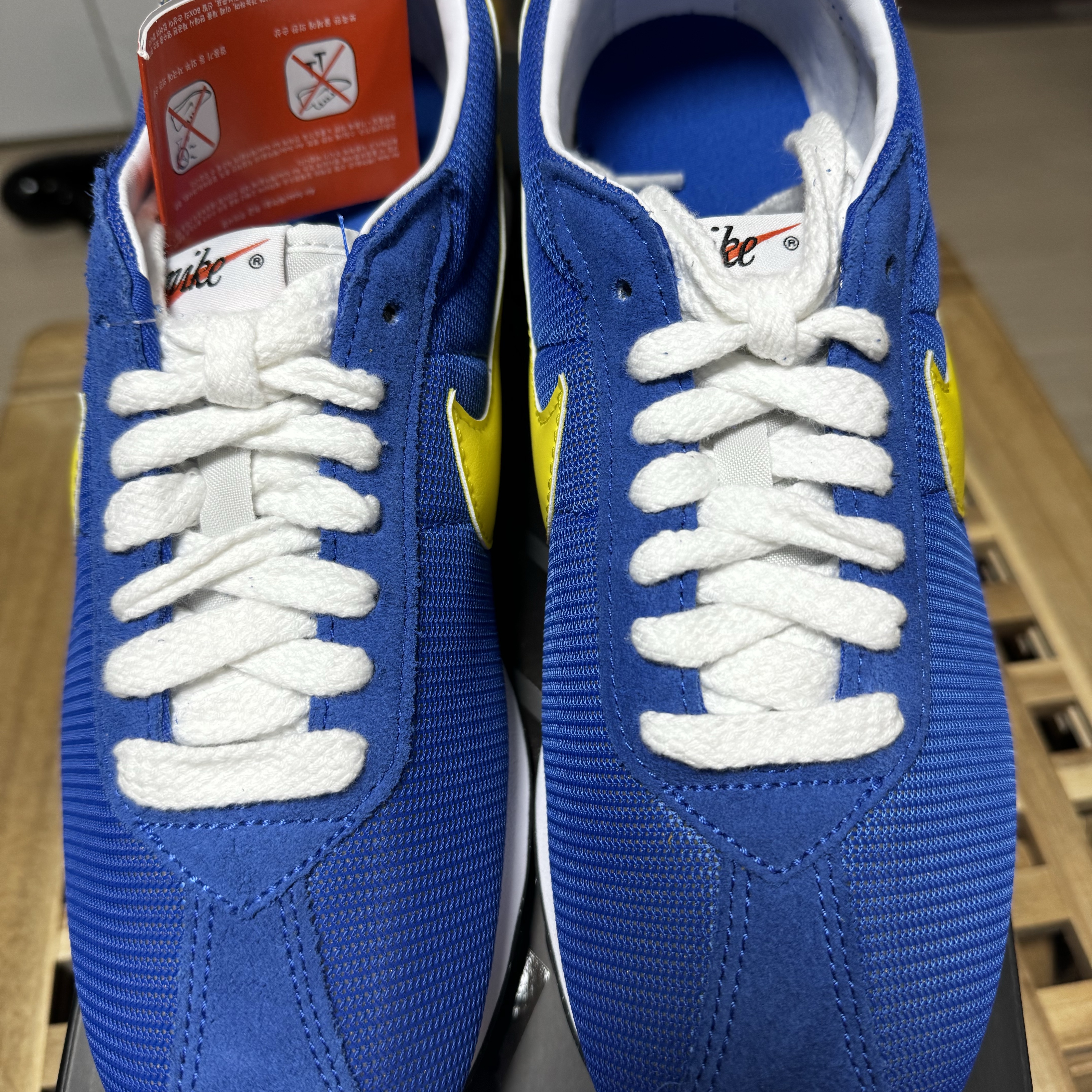 Nike LD-1000 SP Game Royal and Opti Yellow 착용 스타일 - 4