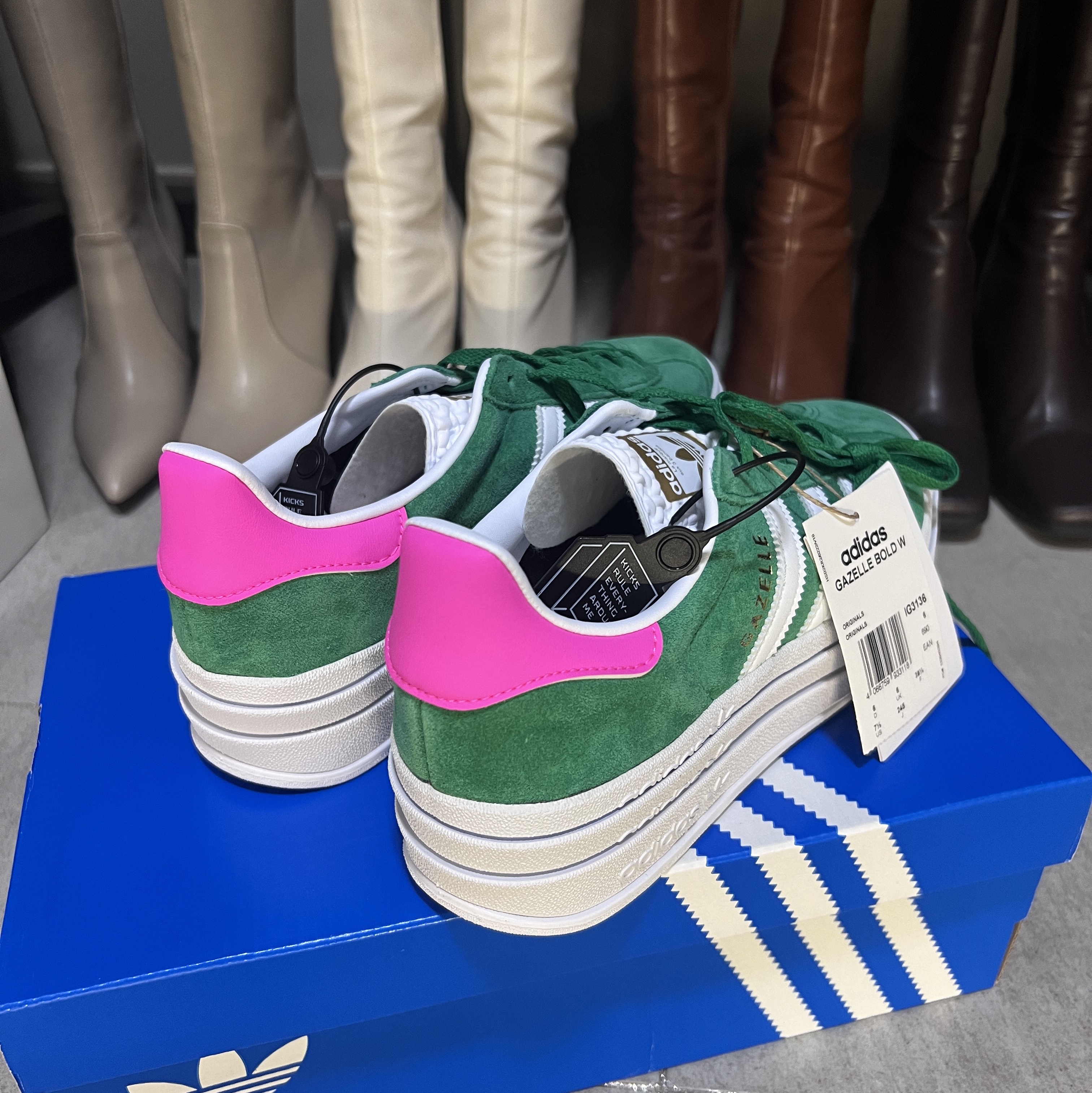 (W) Adidas Gazelle Bold Green Cloud White 착용 스타일 - 2