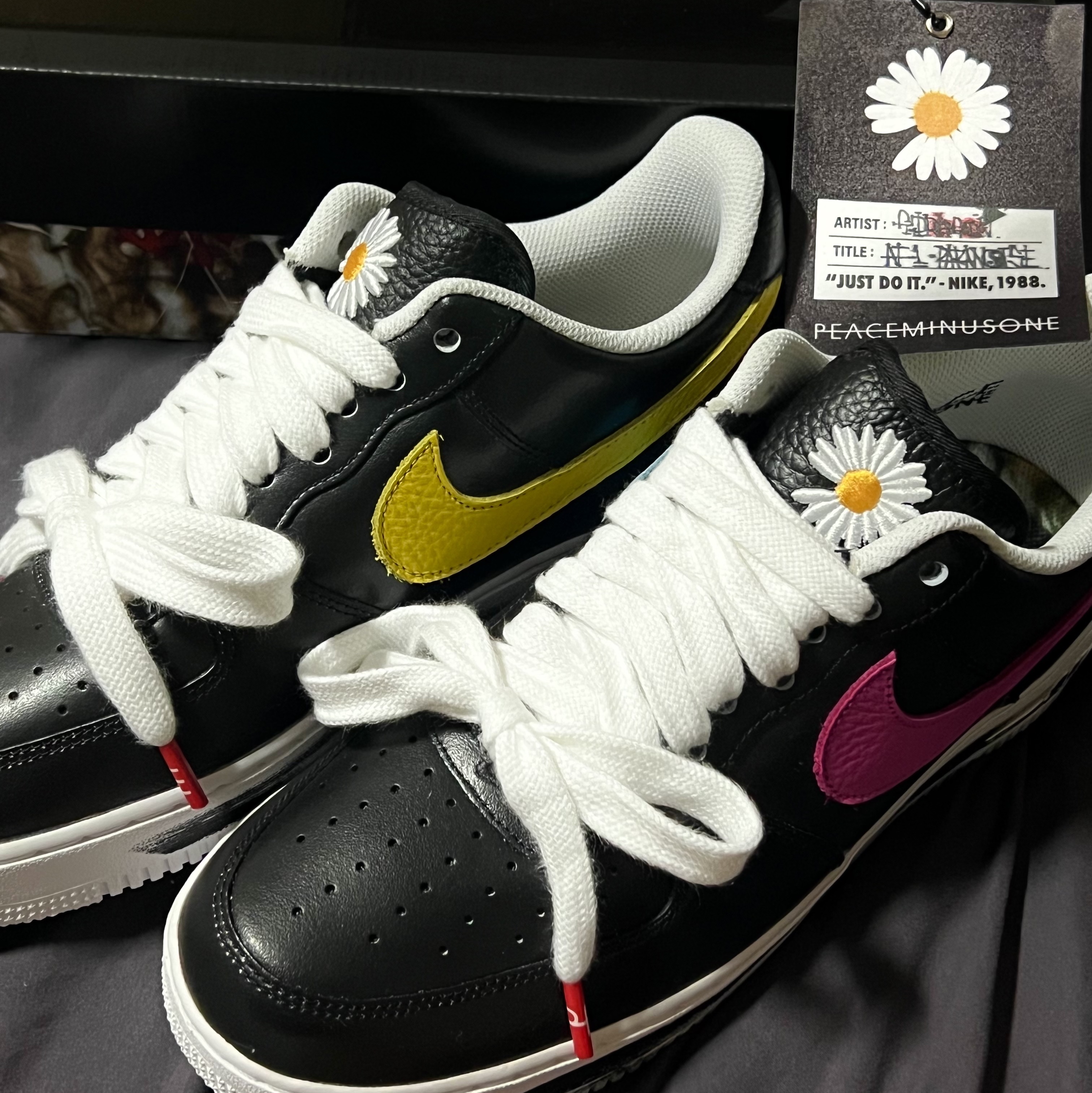Nike x Peaceminusone Air Force 1 Low Para-Noise 3.0 Black and Multicolor 착용 스타일