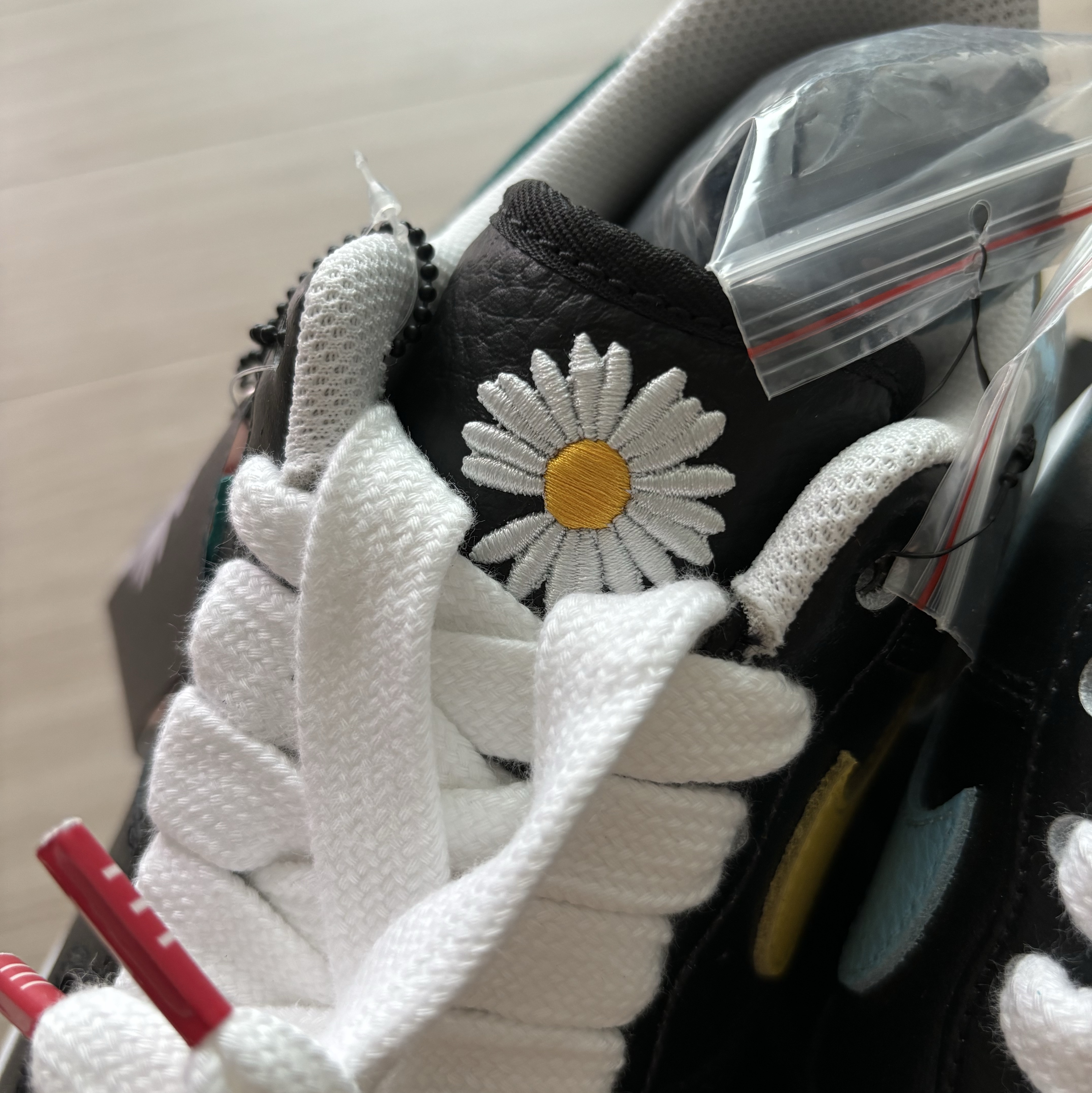 Nike x Peaceminusone Air Force 1 Low Para-Noise 3.0 Black and Multicolor 착용 스타일 - 2