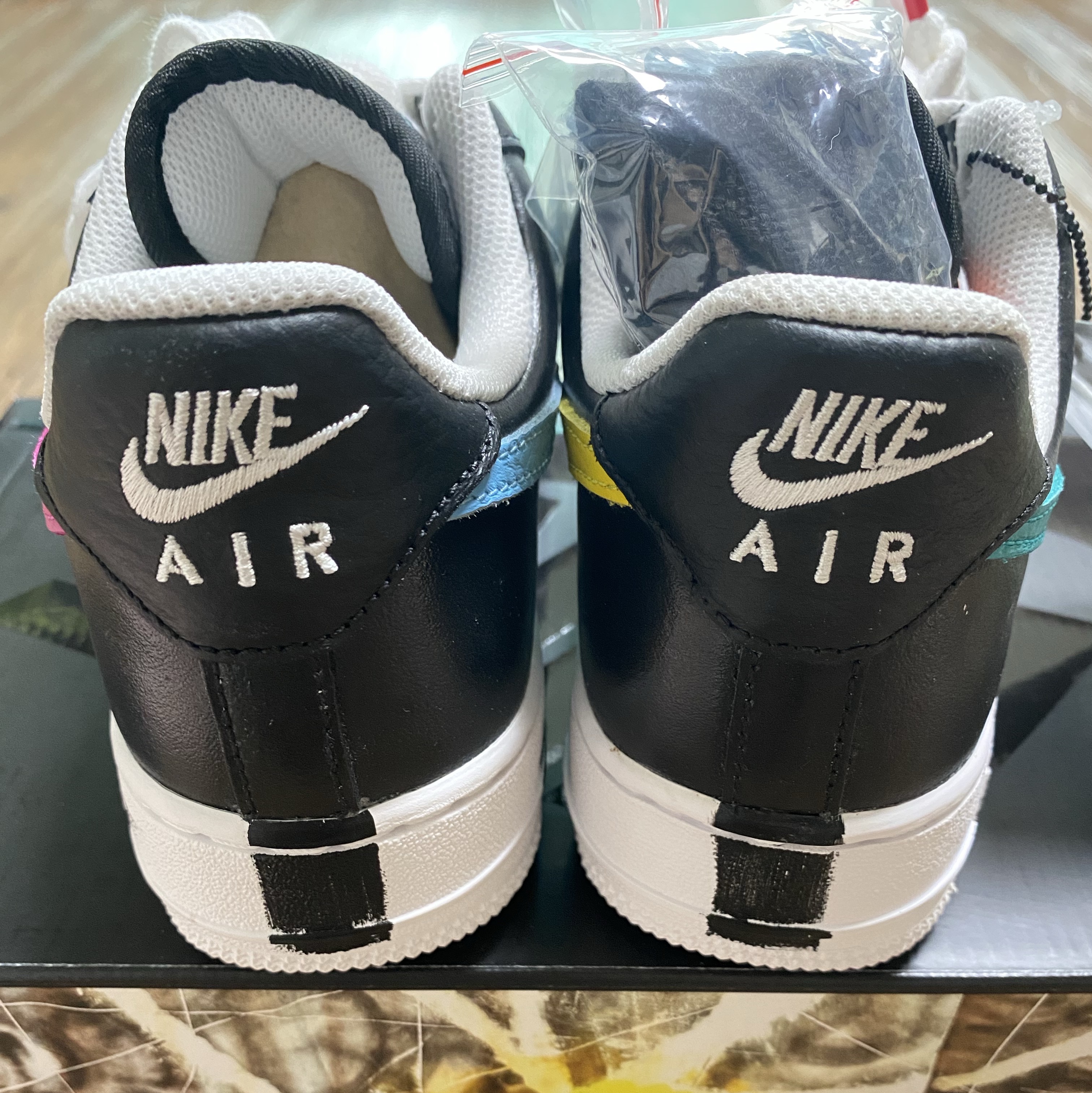 Nike x Peaceminusone Air Force 1 Low Para-Noise 3.0 Black and Multicolor 착용 스타일 - 5