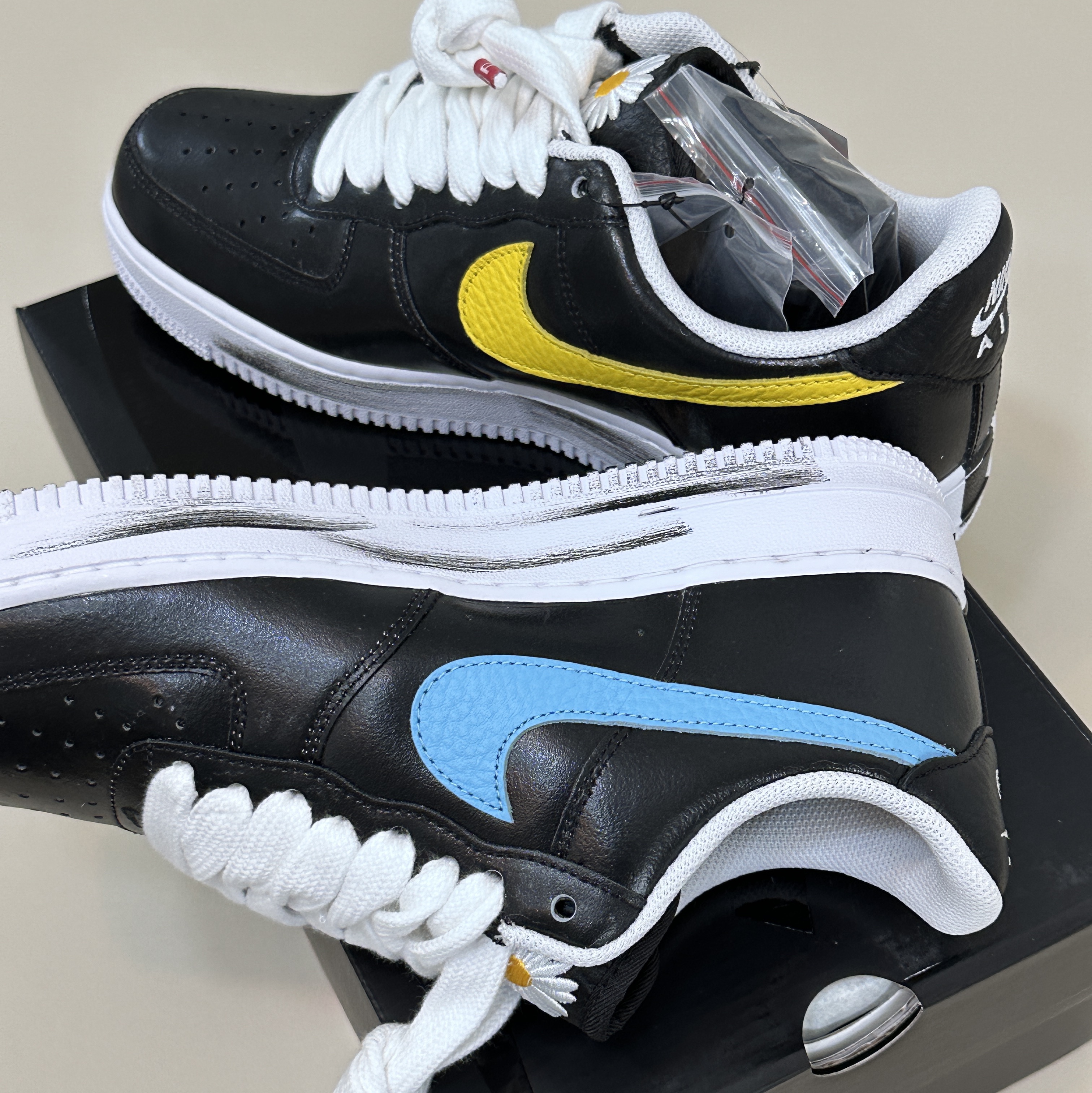 Nike x Peaceminusone Air Force 1 Low Para-Noise 3.0 Black and Multicolor 착용 스타일 - 4