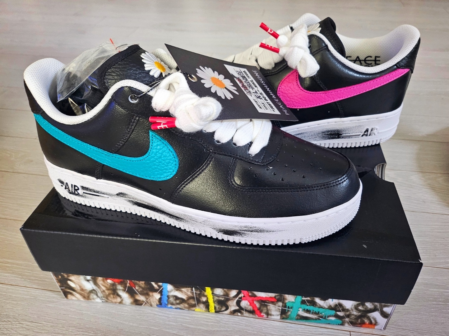 Nike x Peaceminusone Air Force 1 Low Para-Noise 3.0 Black and Multicolor 착용 스타일