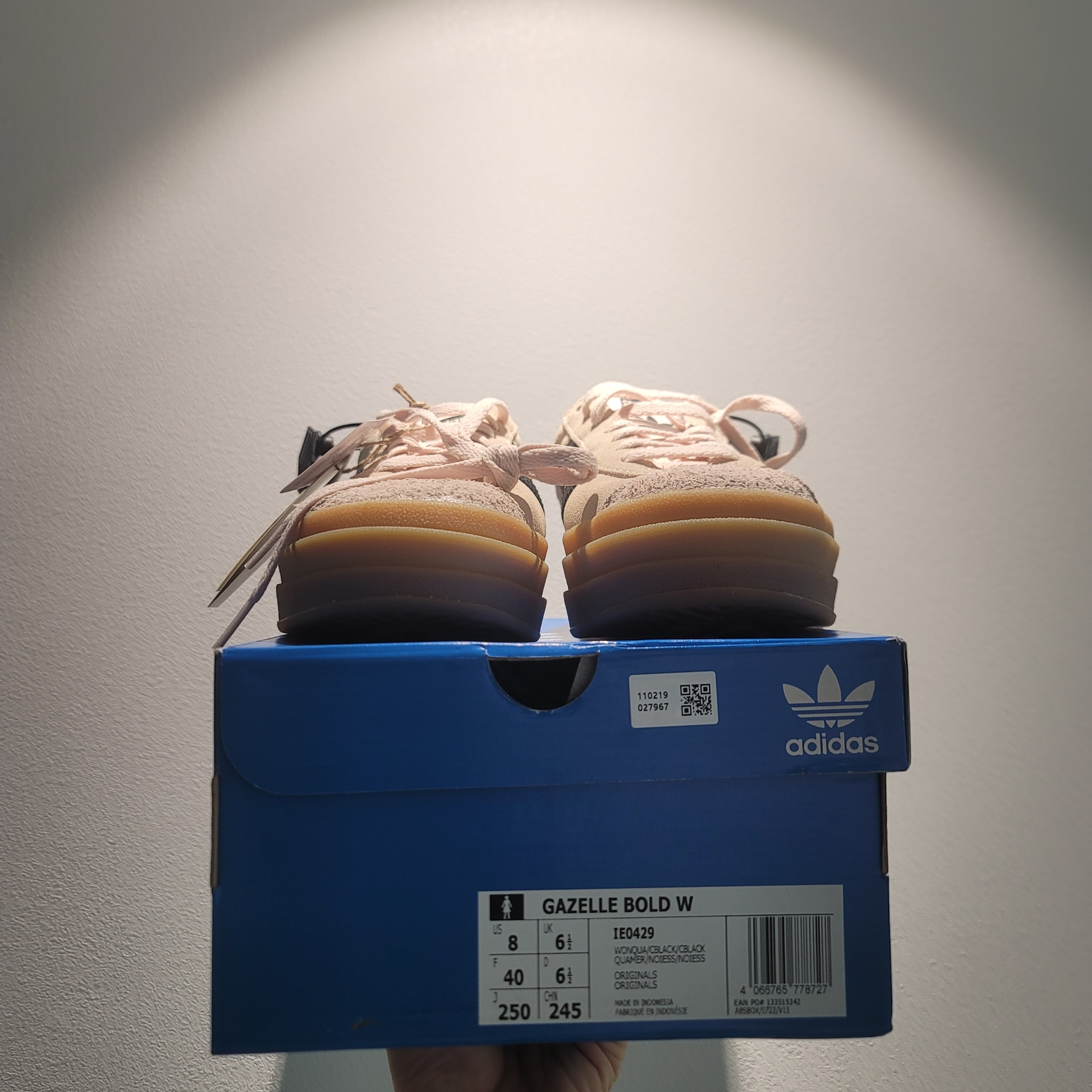 (W) Adidas Gazelle Bold Wonder Quartz Core Black 착용 스타일 - 2