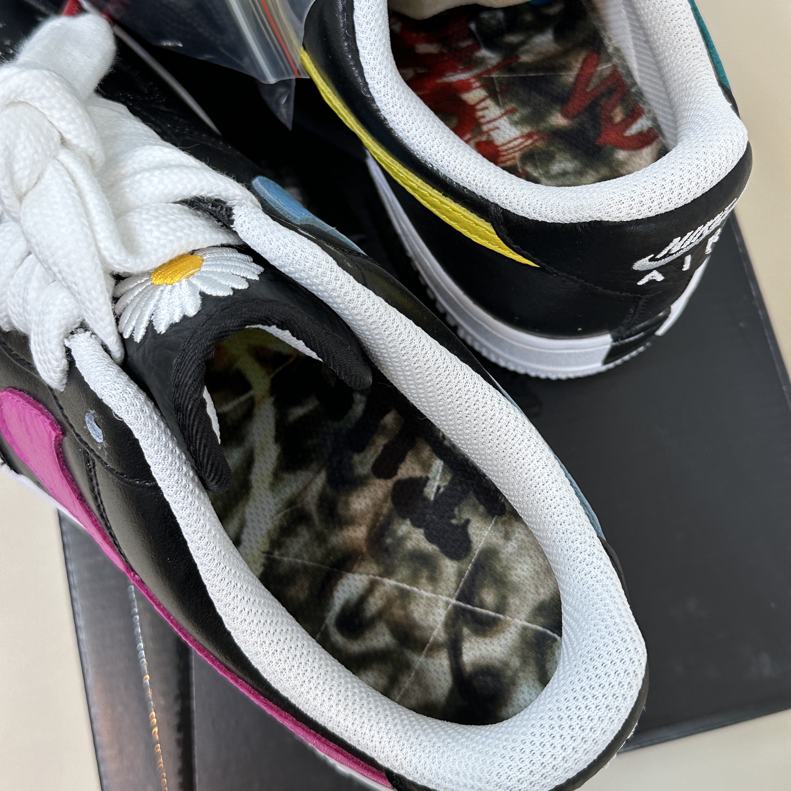 Nike x Peaceminusone Air Force 1 Low Para-Noise 3.0 Black and Multicolor 착용 스타일 - 8