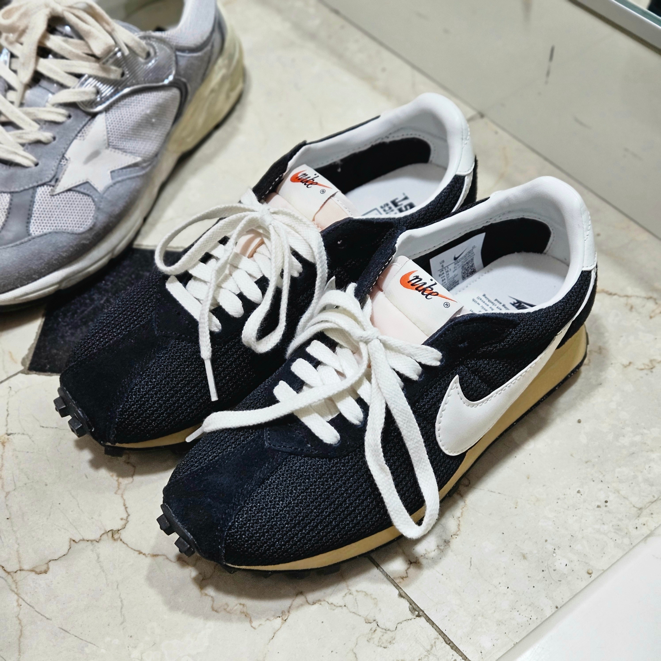 Nike LD-1000 SP Black and Sail 착용 스타일