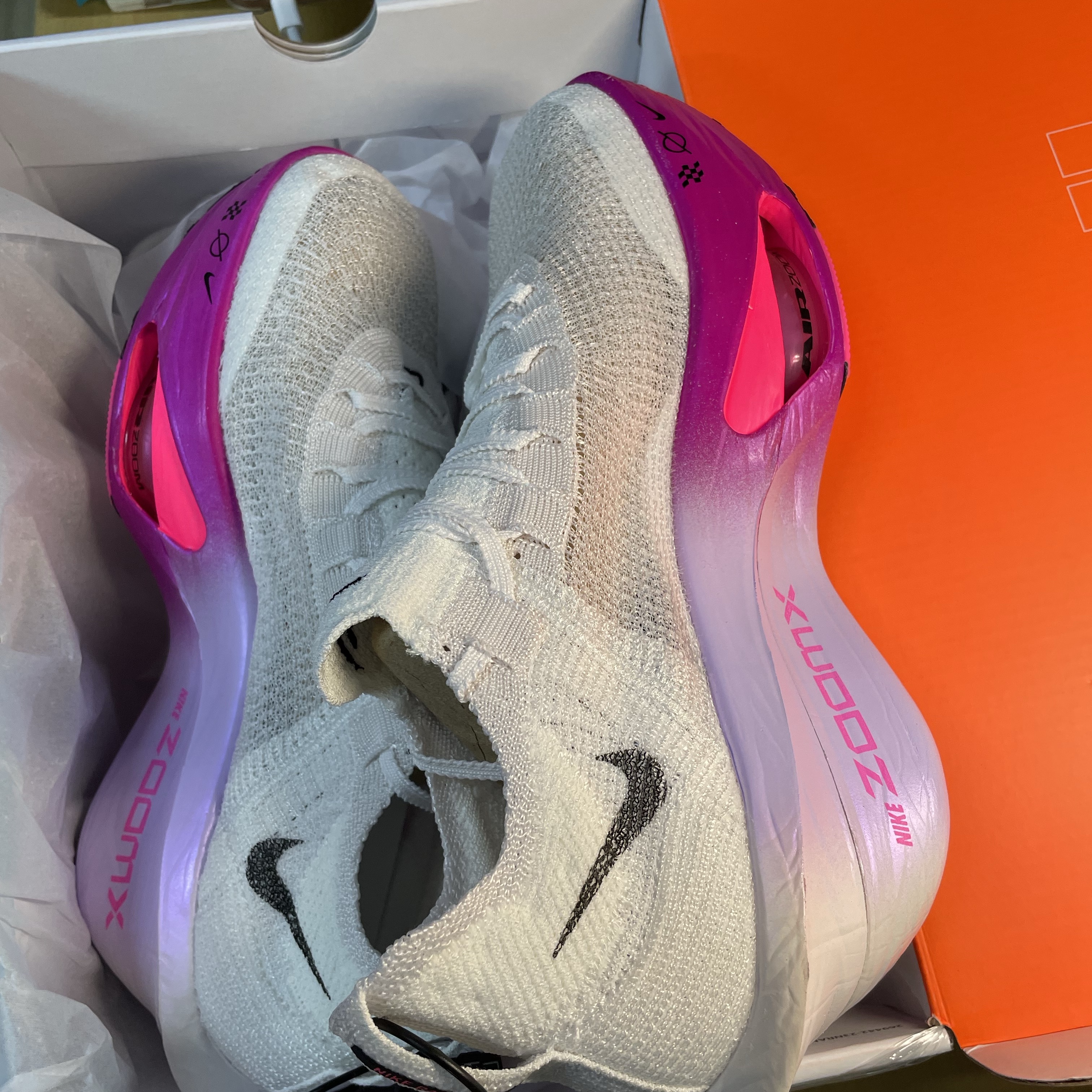 Nike Air Zoom Alphafly Next% 3 Hyper Pink 착용 스타일 - 4