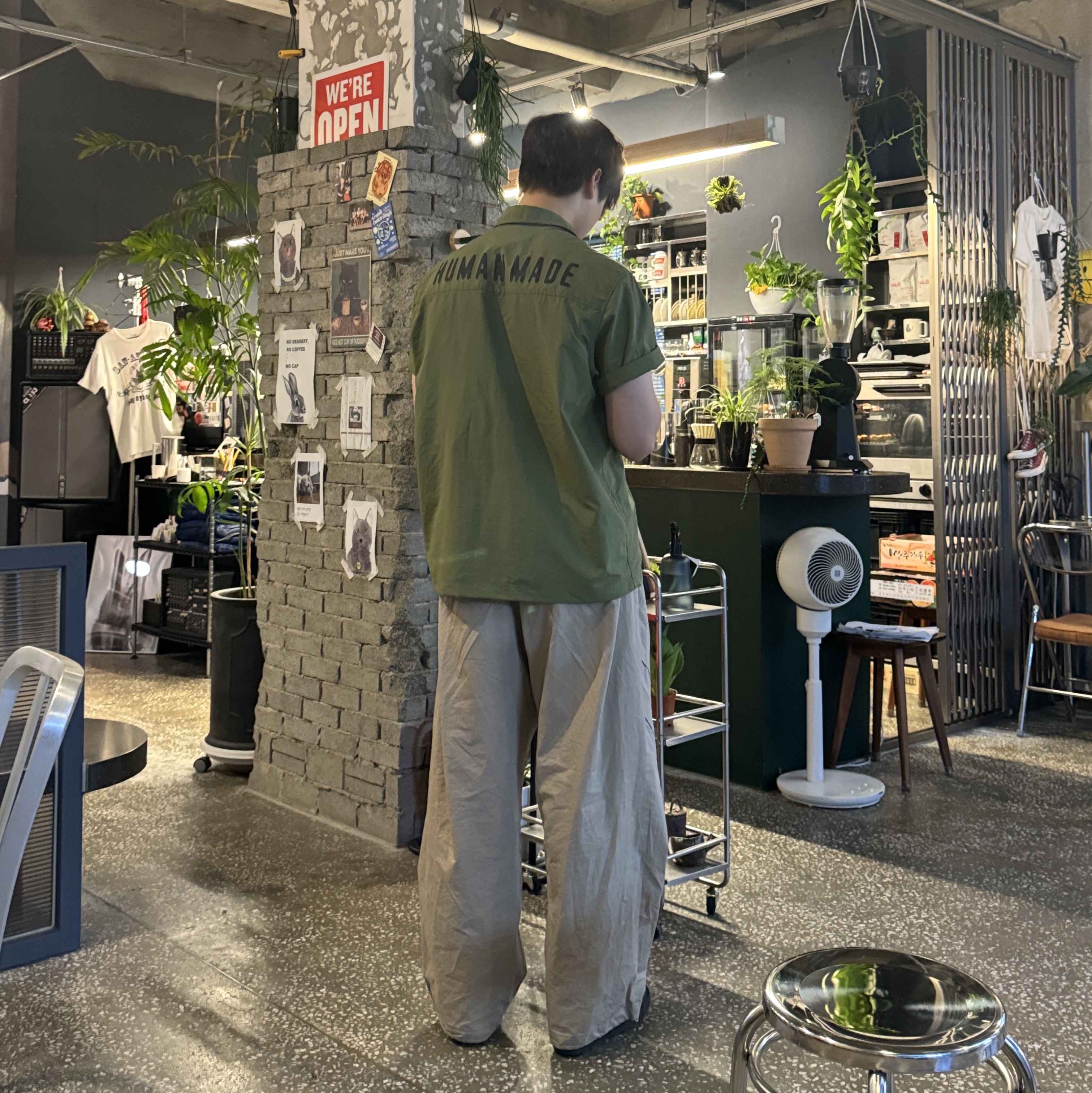 Human Made Nylon S/S Shirt Olive Drab, Nike x Bode Astrograbber SP Black and Coconut Milk 착용 스타일 - 2