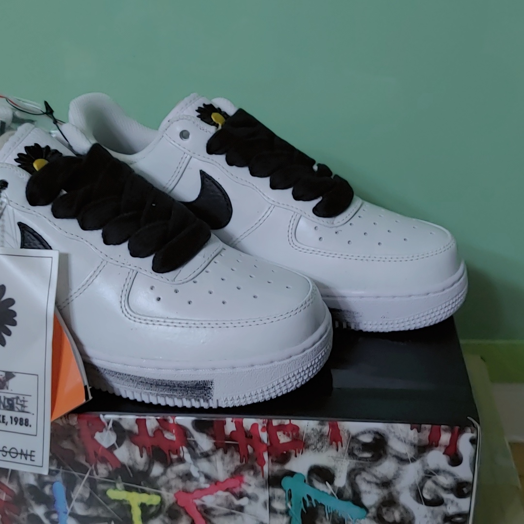 Nike x Peaceminusone Air Force 1 Low Para-Noise 3.0 Black and Multicolor 착용 스타일 - 4