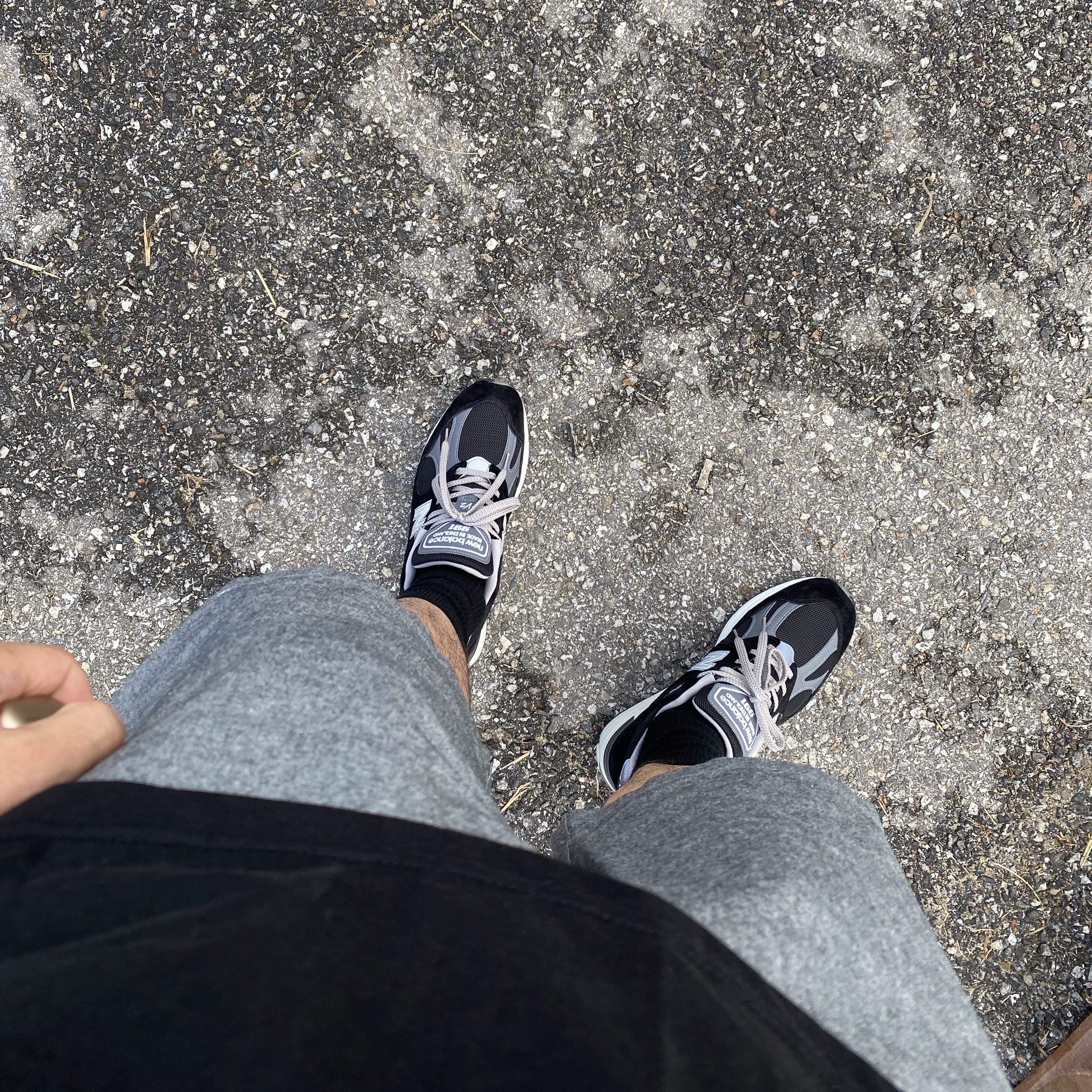 New Balance 991v2 Made in UK Black 착용 스타일