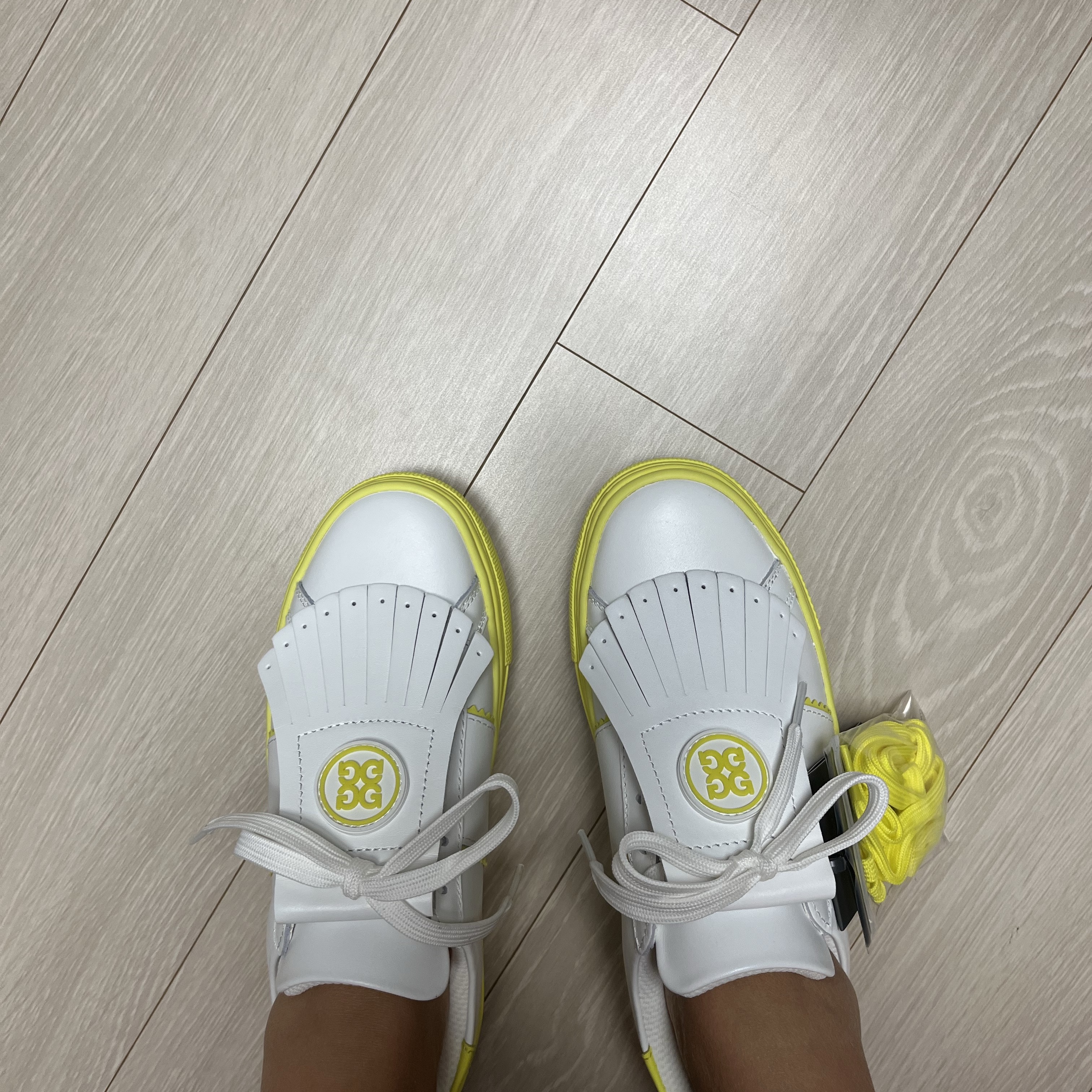 (W) G/Fore Contrast Accent Kiltie Durf Golf Shoes Solar 착용 스타일