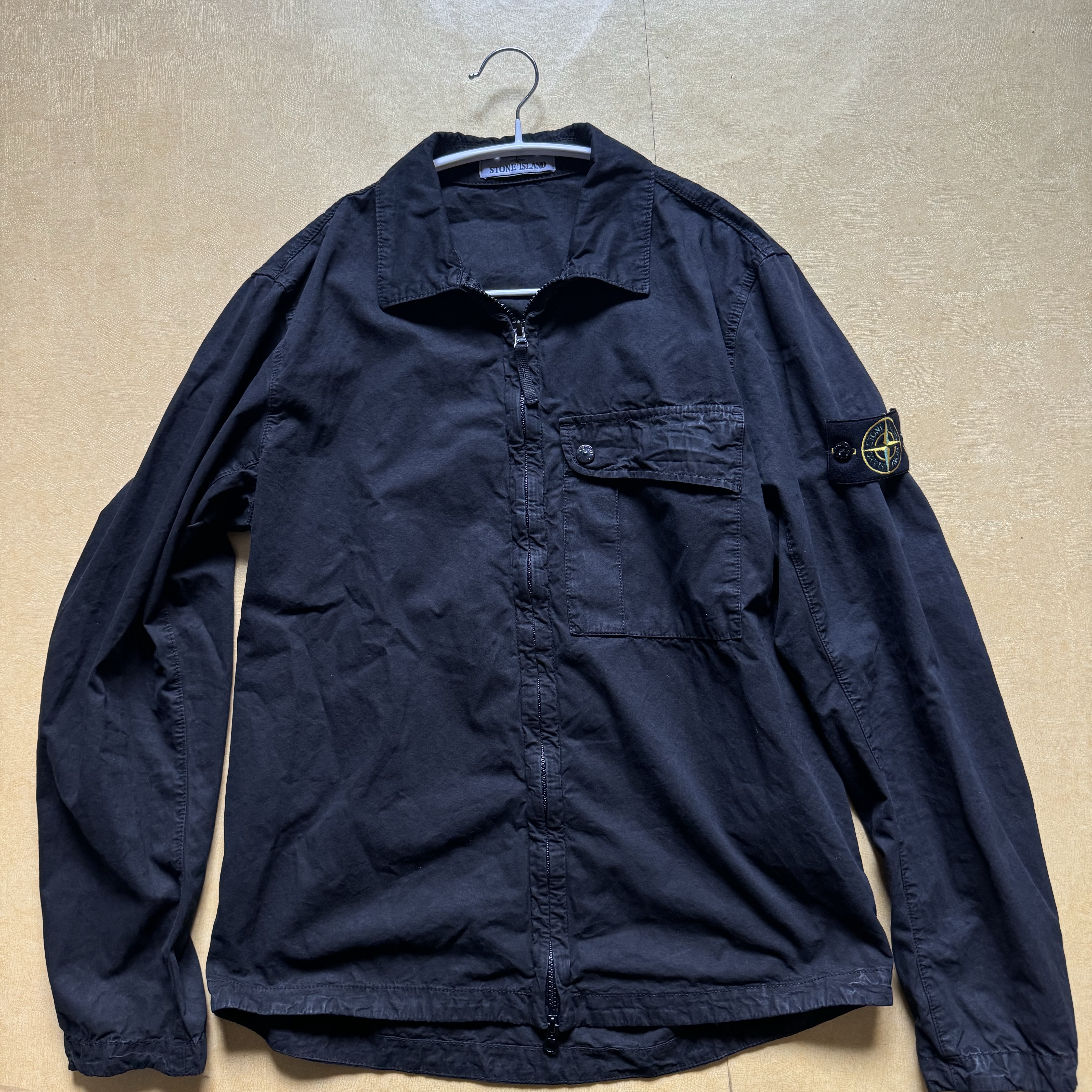 Stone Island 119WN Old Treatment Garment Dyed Overshirt Black - 24SS 착용 스타일