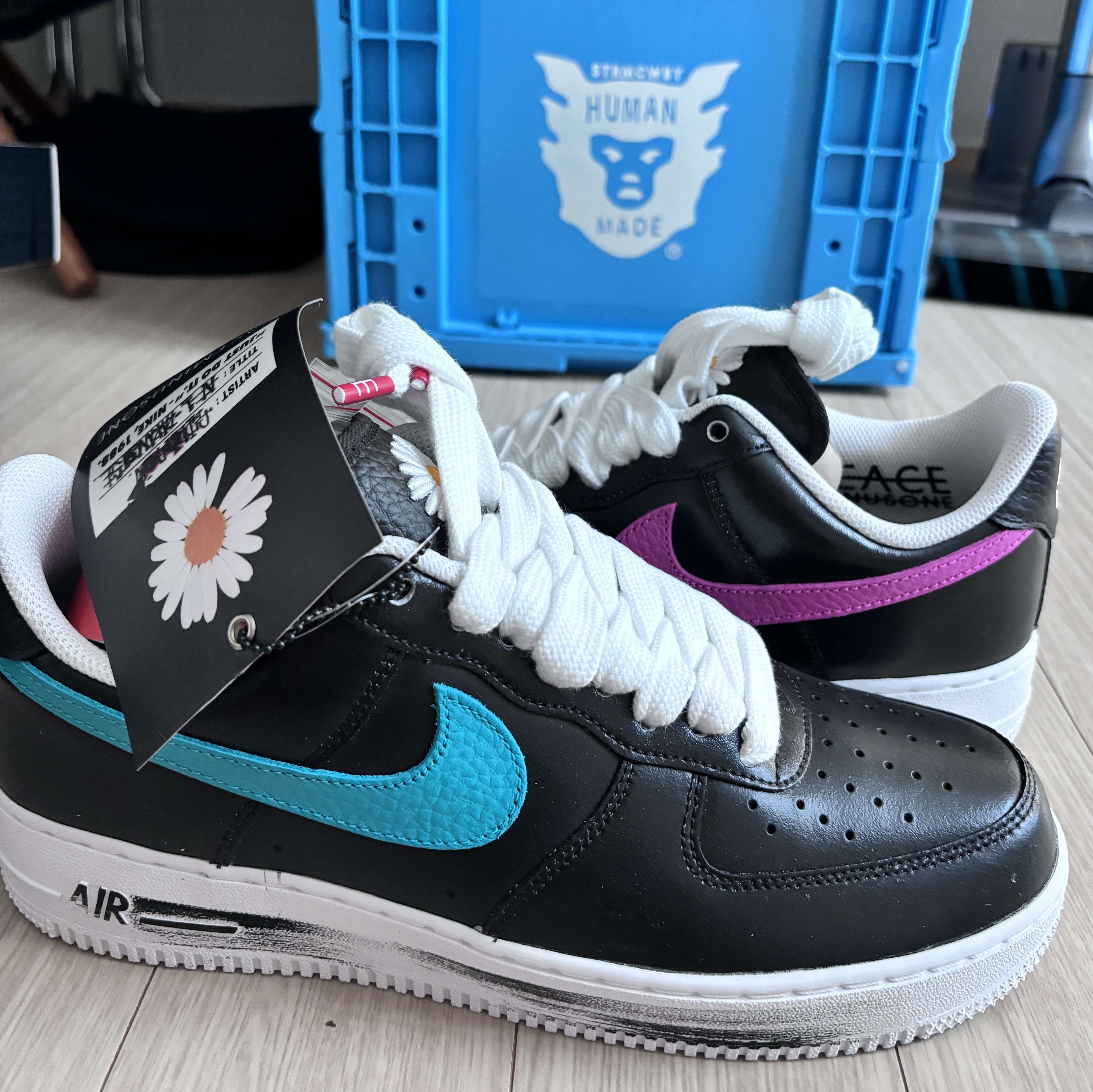 Nike x Peaceminusone Air Force 1 Low Para-Noise 3.0 Black and Multicolor 착용 스타일