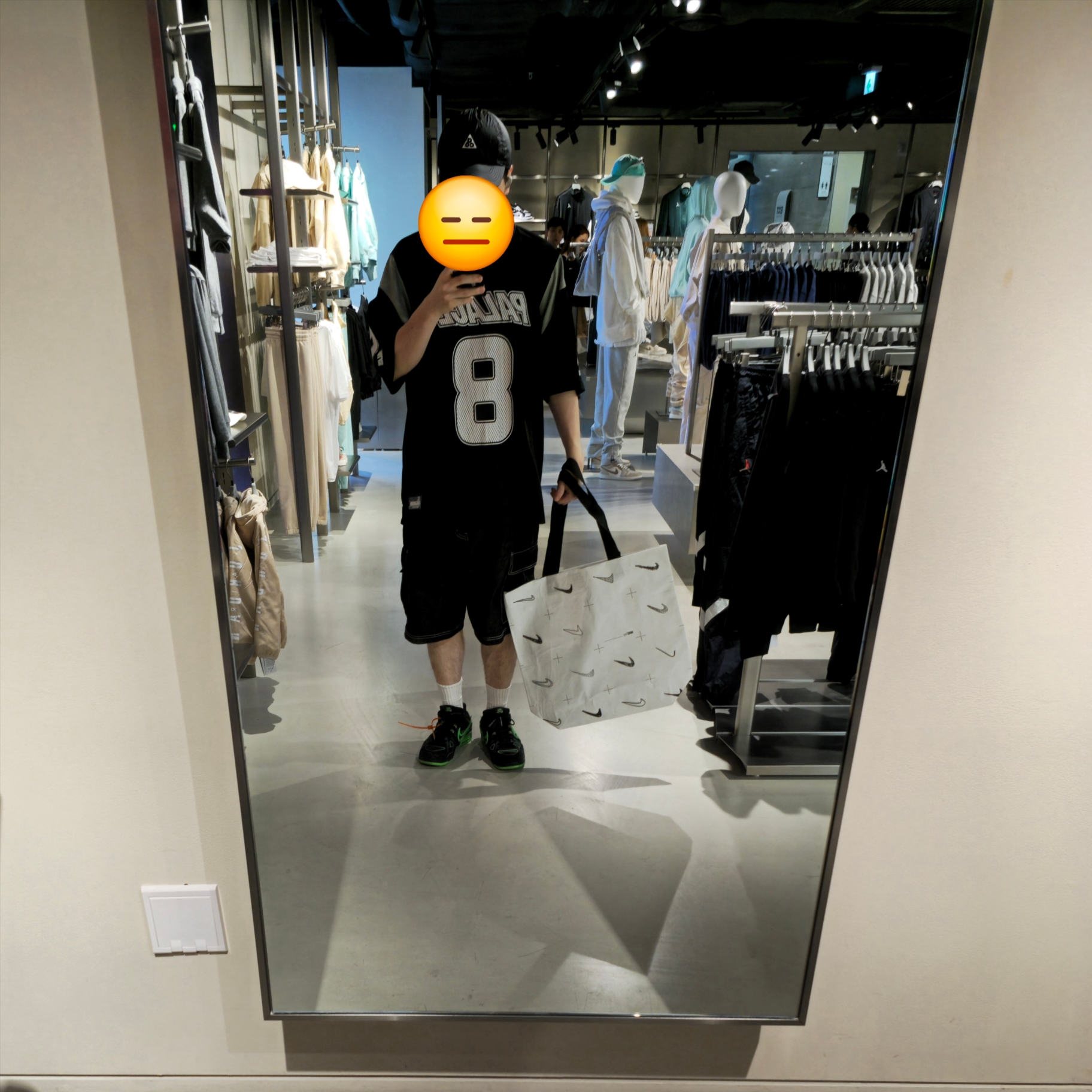 Palace Mesh Team Jersey Black - 24SS, Nike ACG Trail Cap Black 착용 스타일