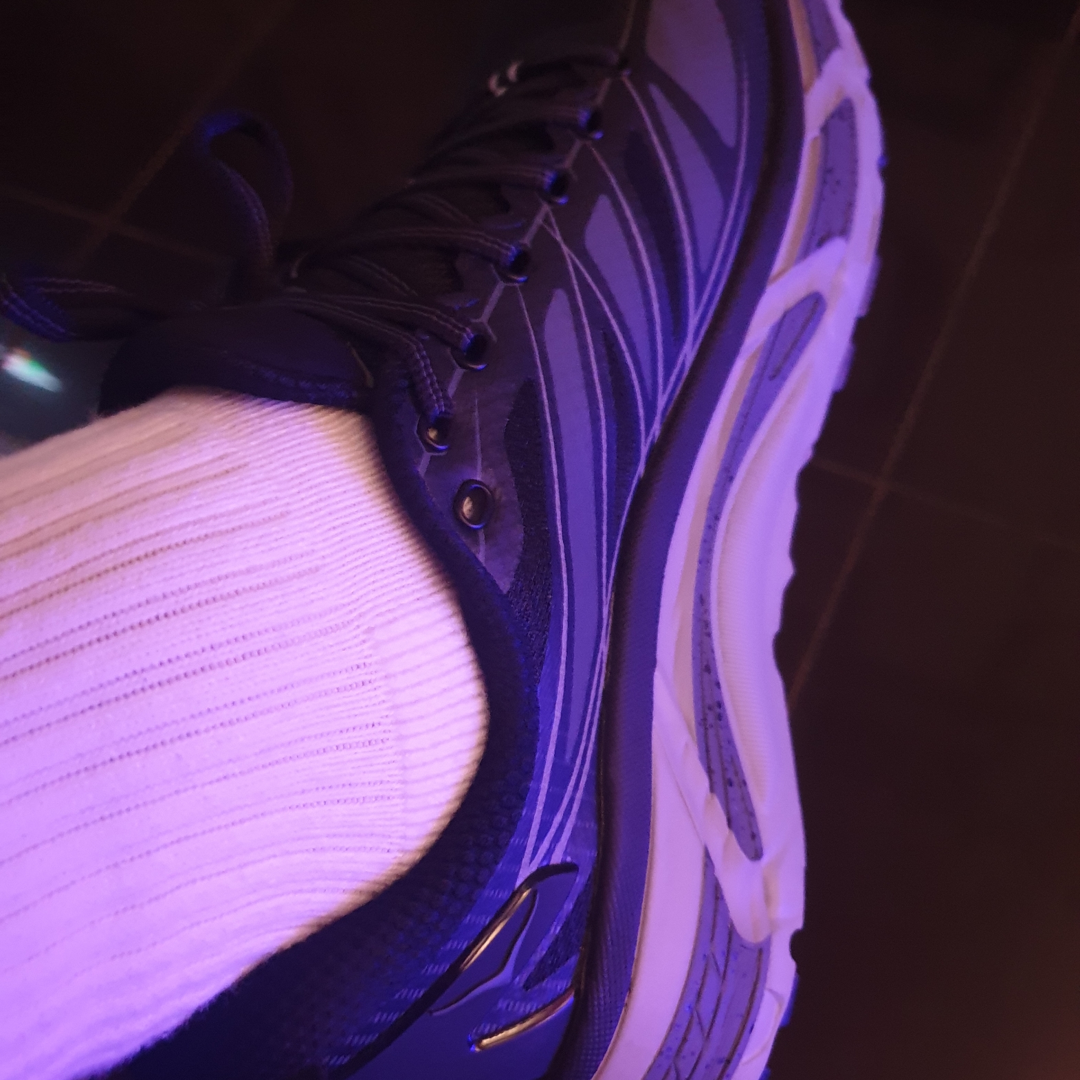 Hoka Mafate Speed 2 Black Castlerock 착용 스타일