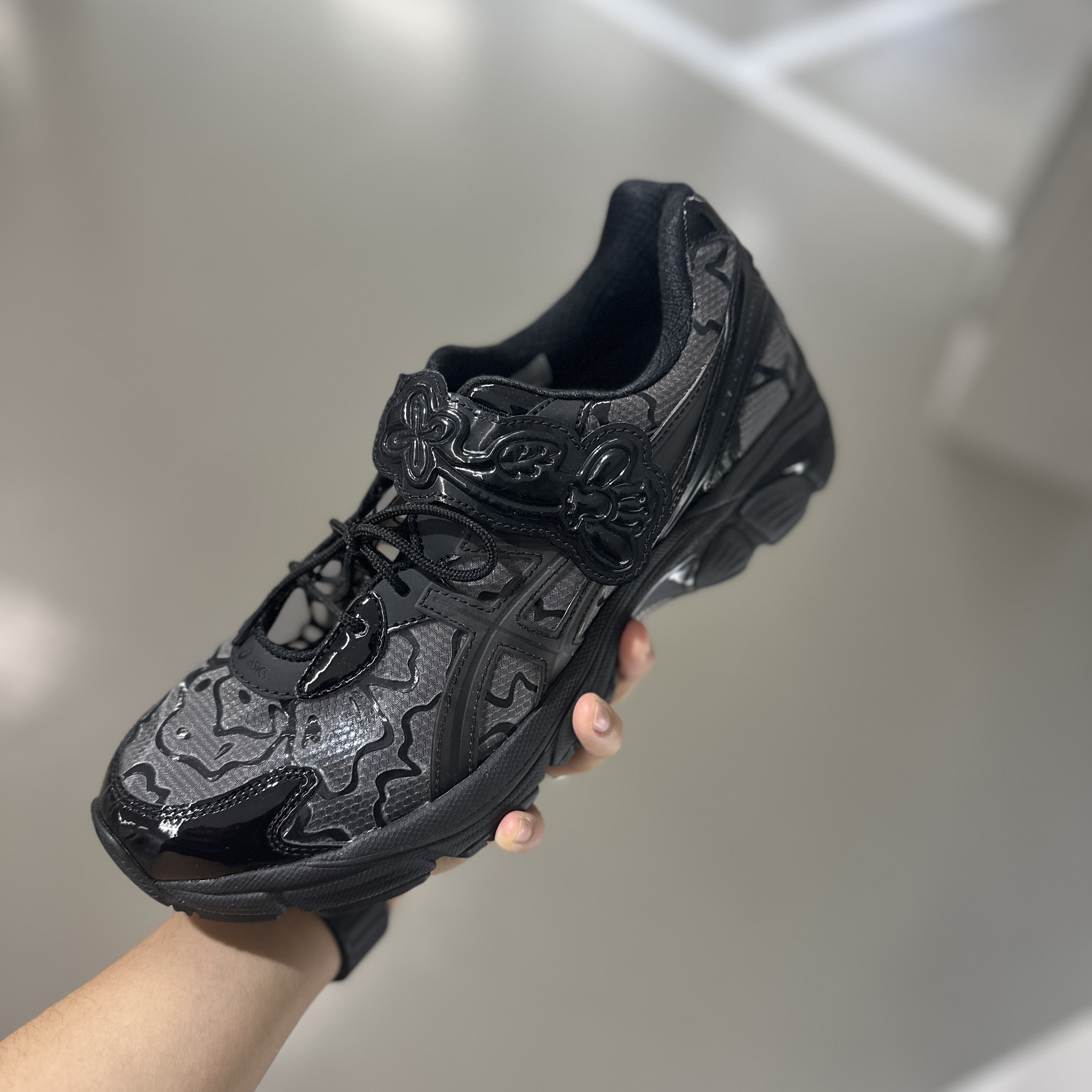 Asics x Kiko Kostadinov Gel-Burz 2 Slate Grey, Asics x Kiko Kostadinov Gel-Nepxa Black 착용 스타일 - 5