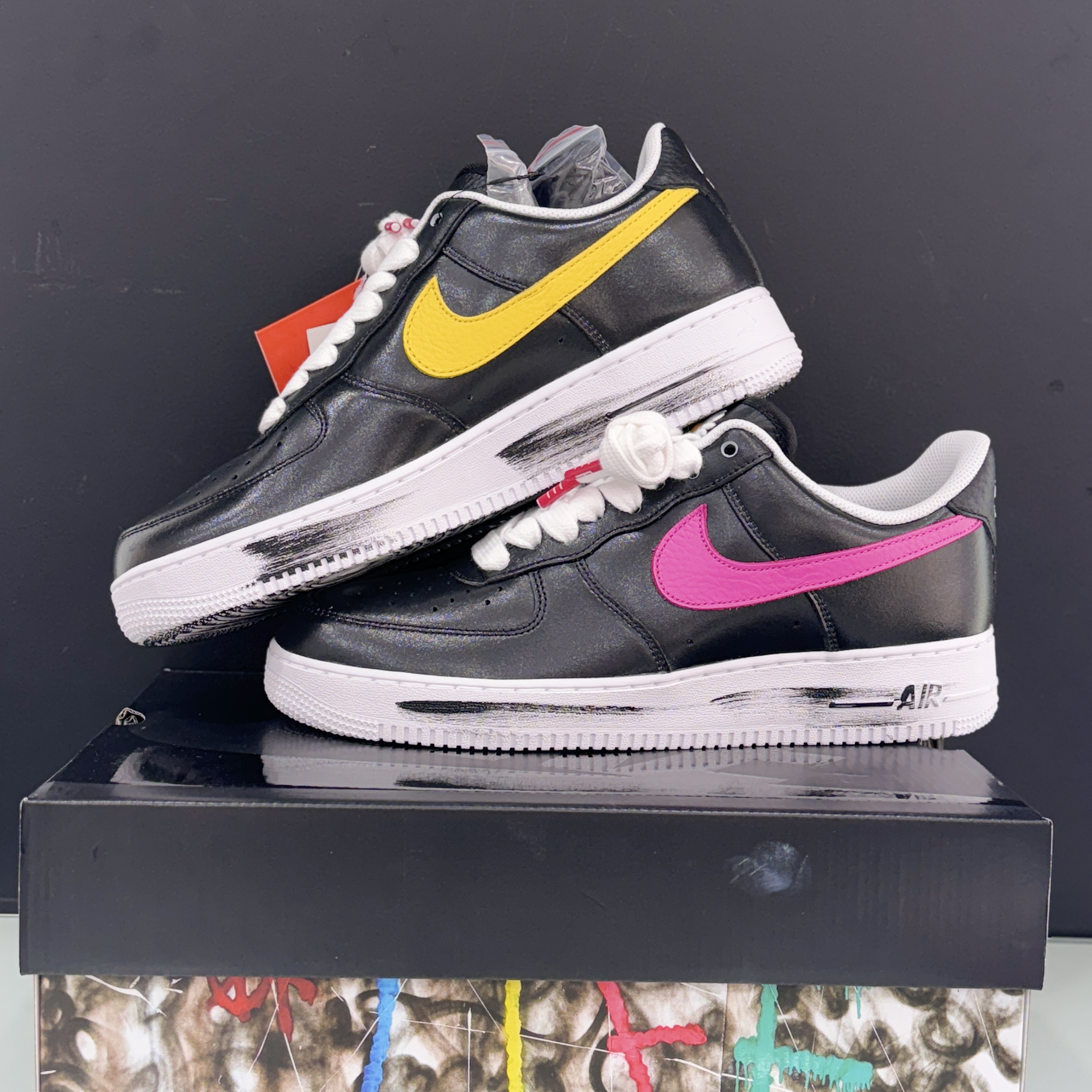 Nike x Peaceminusone Air Force 1 Low Para-Noise 3.0 Black and Multicolor 착용 스타일 - 3