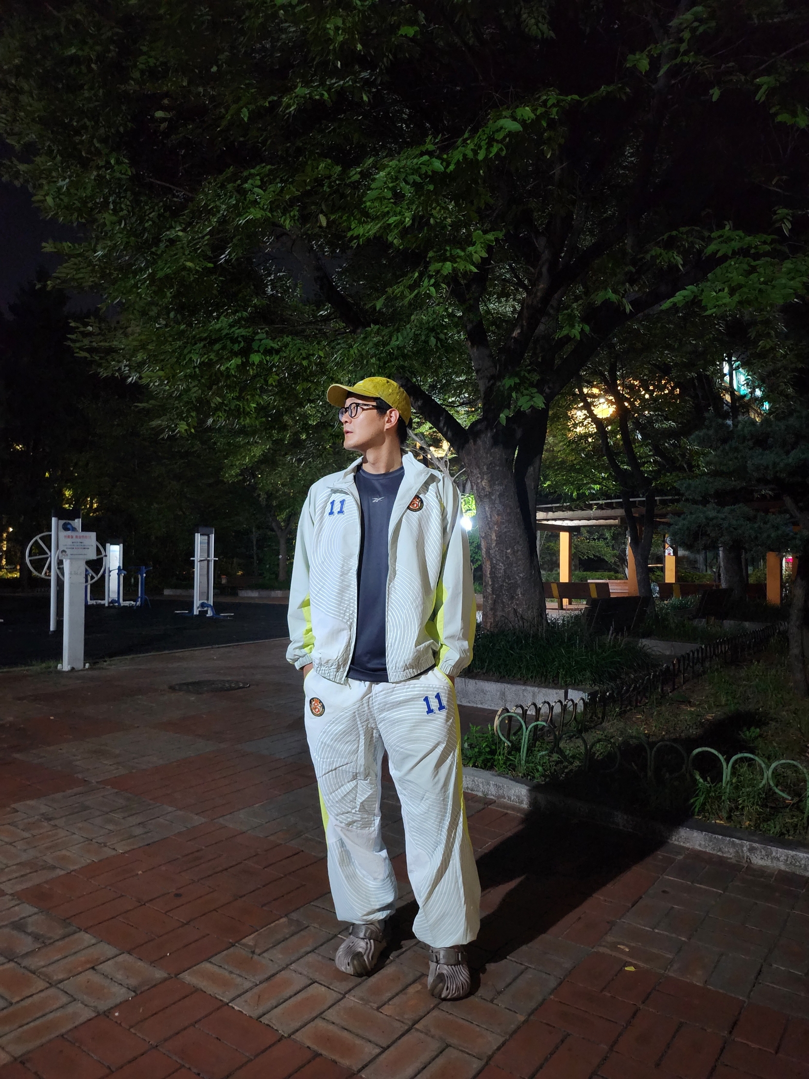 Supreme S Logo Track Jacket Light Mint - 24FW, Supreme S Logo Track Pants Light Mint - 24FW 착용 스타일 - 1
