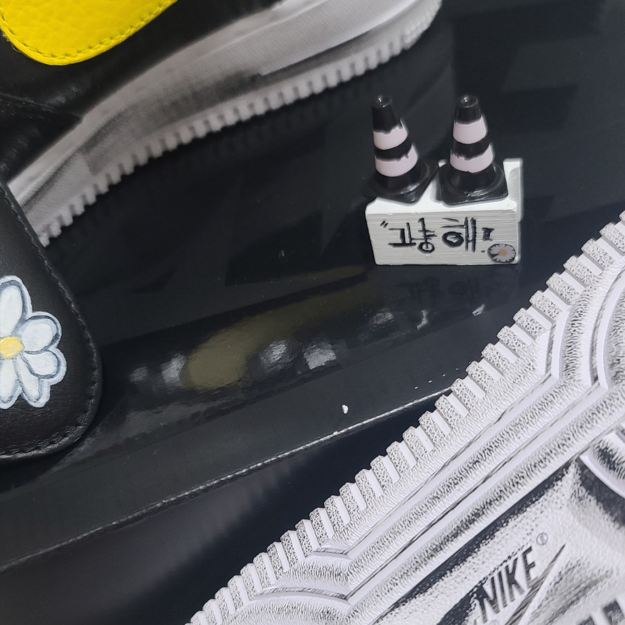 Nike x Peaceminusone Air Force 1 Low Para-Noise 3.0 Black and Multicolor 착용 스타일 - 2