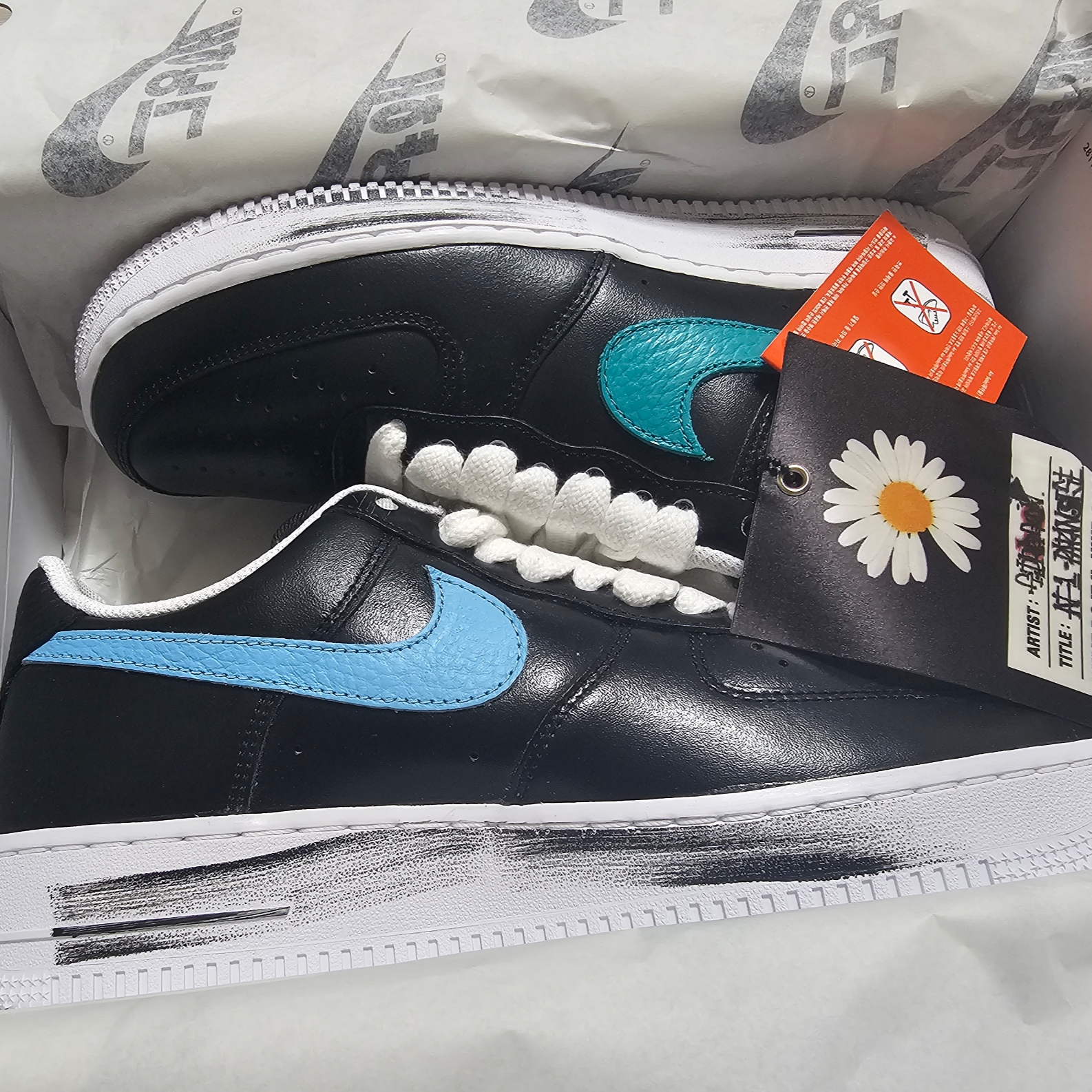 Nike x Peaceminusone Air Force 1 Low Para-Noise 3.0 Black and Multicolor 착용 스타일
