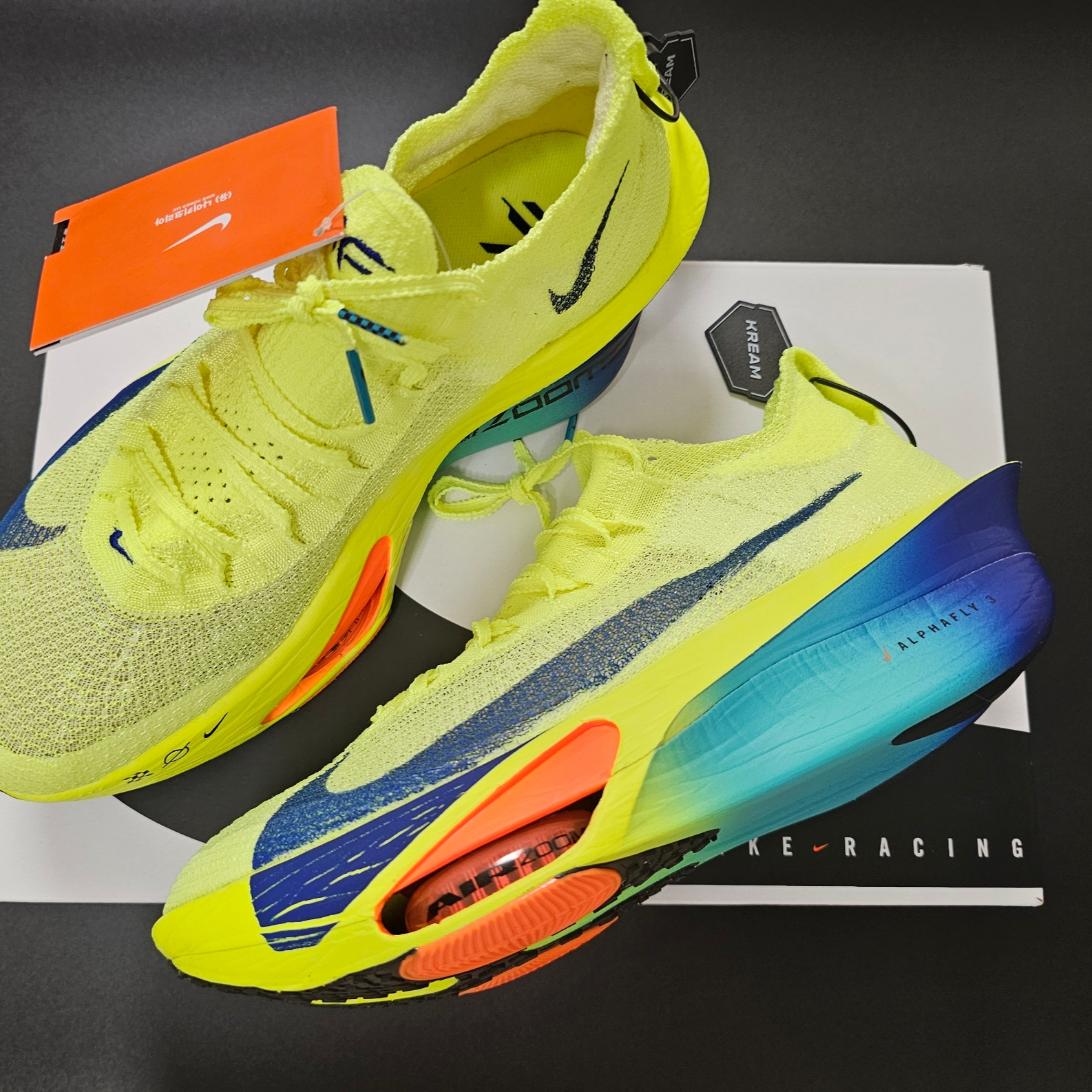 Nike Air Zoom Alphafly Next% 3 Volt 착용 스타일 - 2