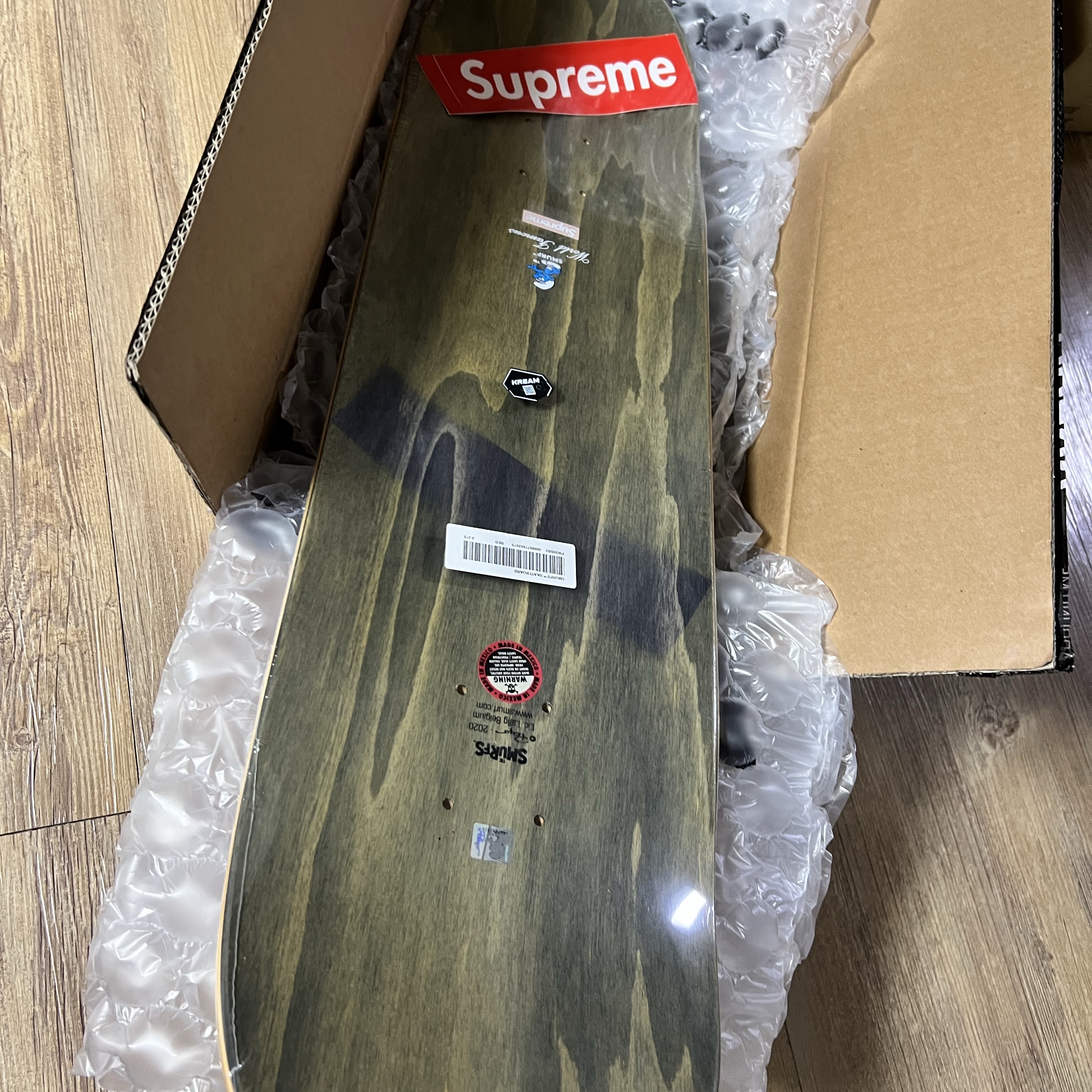 Supreme Smurf Skateboard Deck Red - 20FW 착용 스타일 - 3