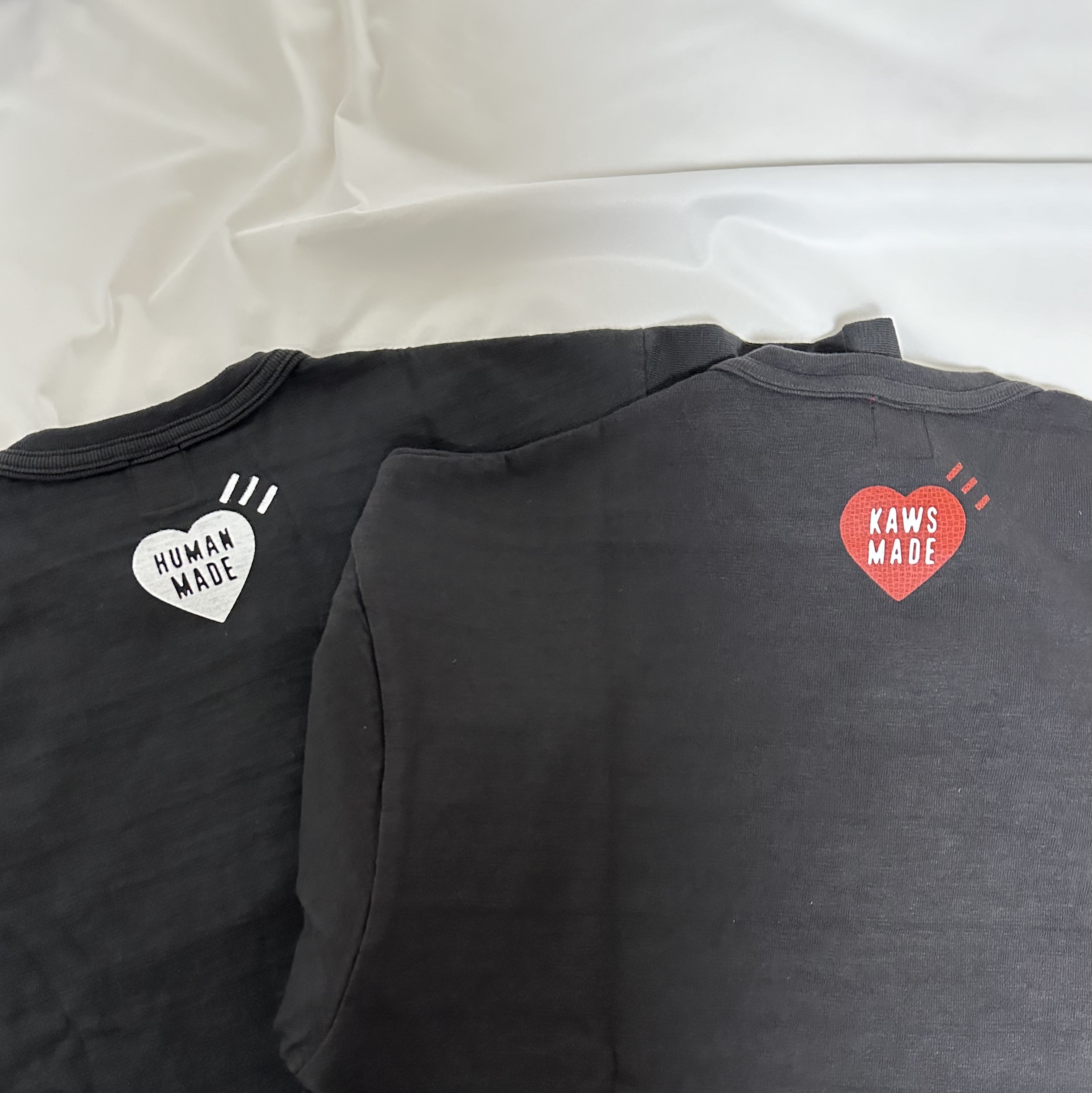 Human Made x Kaws Graphic T-Shirt Black - Seoul Store Exclusive, Human Made Worksout 20th Anniversary Jindo Dog Graphic T-Shirt Black 착용 스타일 - 2