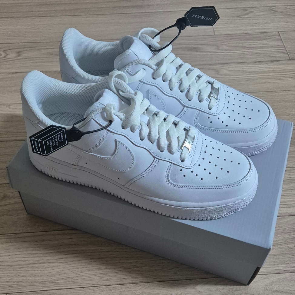 Nike Air Force 1 '07 Low White 착용 스타일