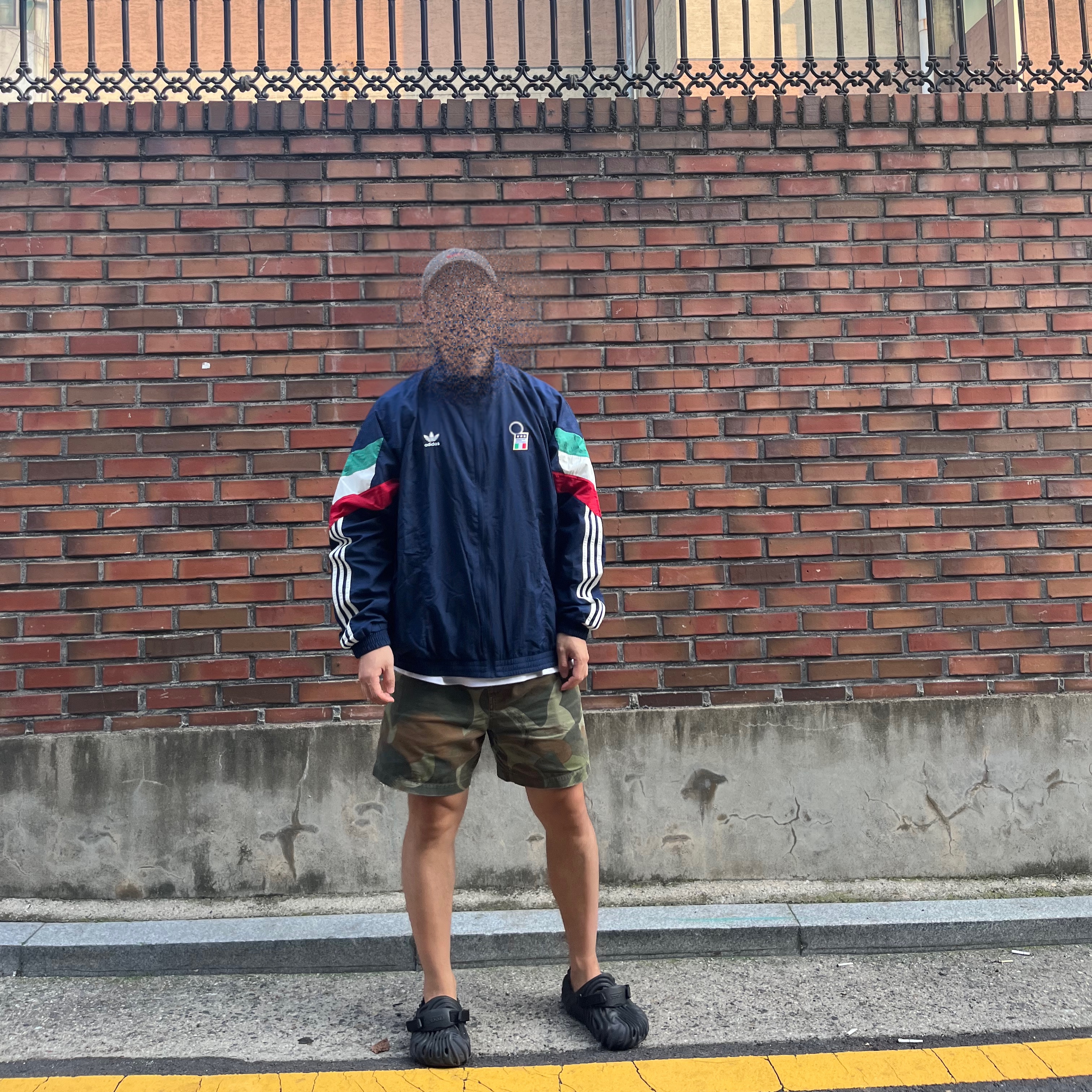 Adidas Italy Originals Track Top Night Indigo - KR Sizing, Adidas Manchester United Originals Track Top Black Red - KR Sizing 착용 스타일